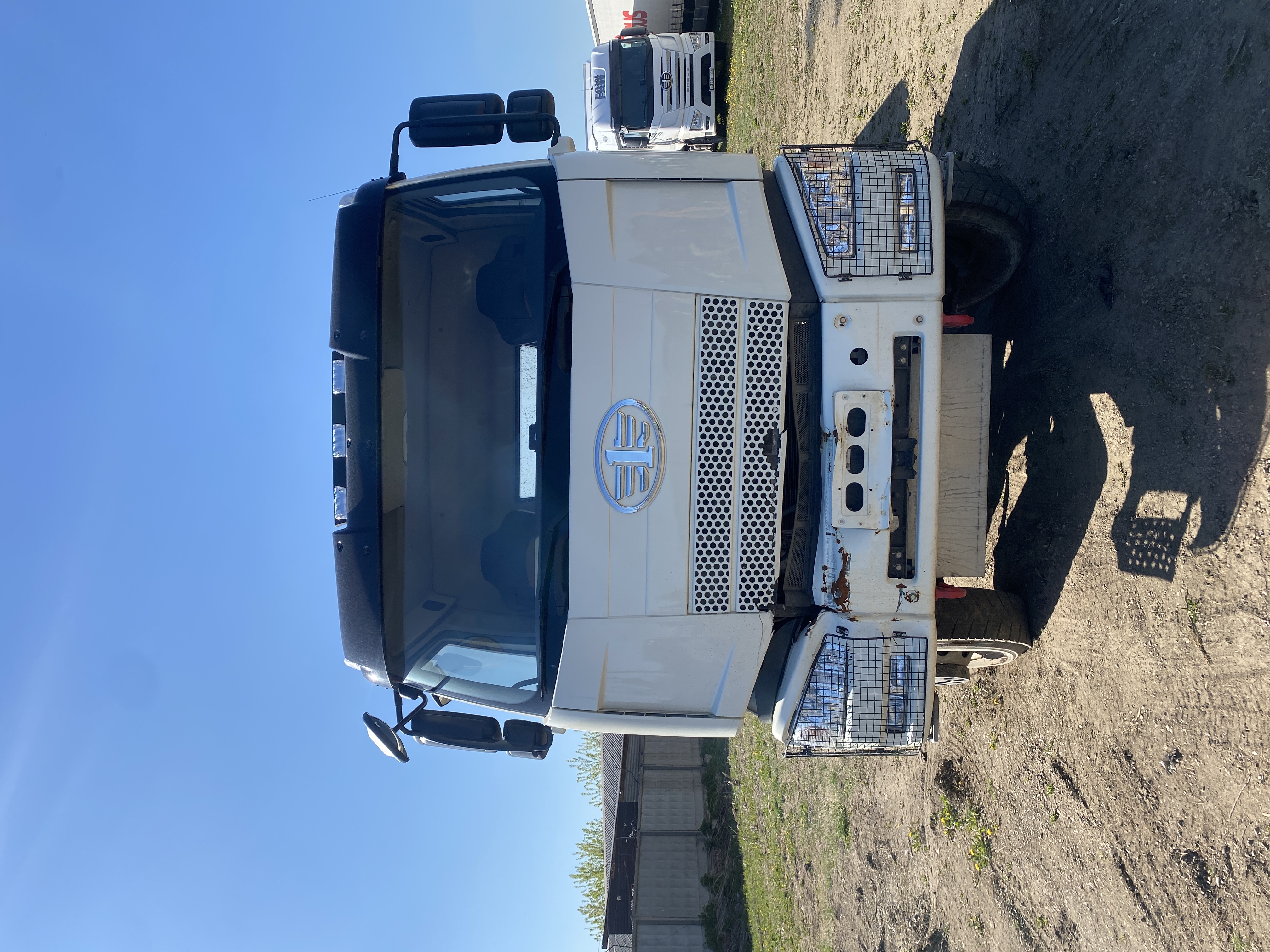 FAW J6 6x6 Седельный тягач 2024 г.