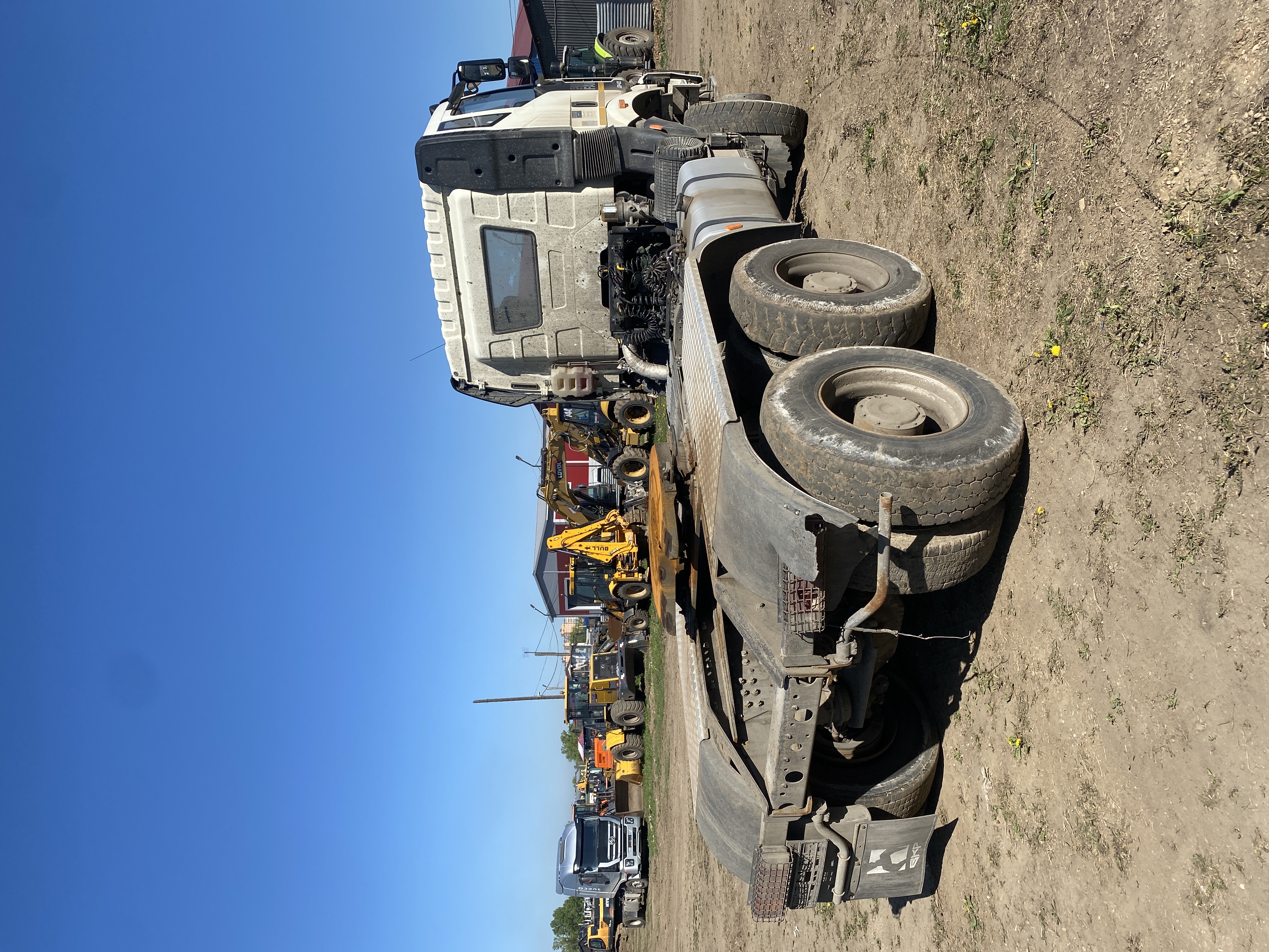 FAW J6 6x6 Седельный тягач 2024 г. - фото 6