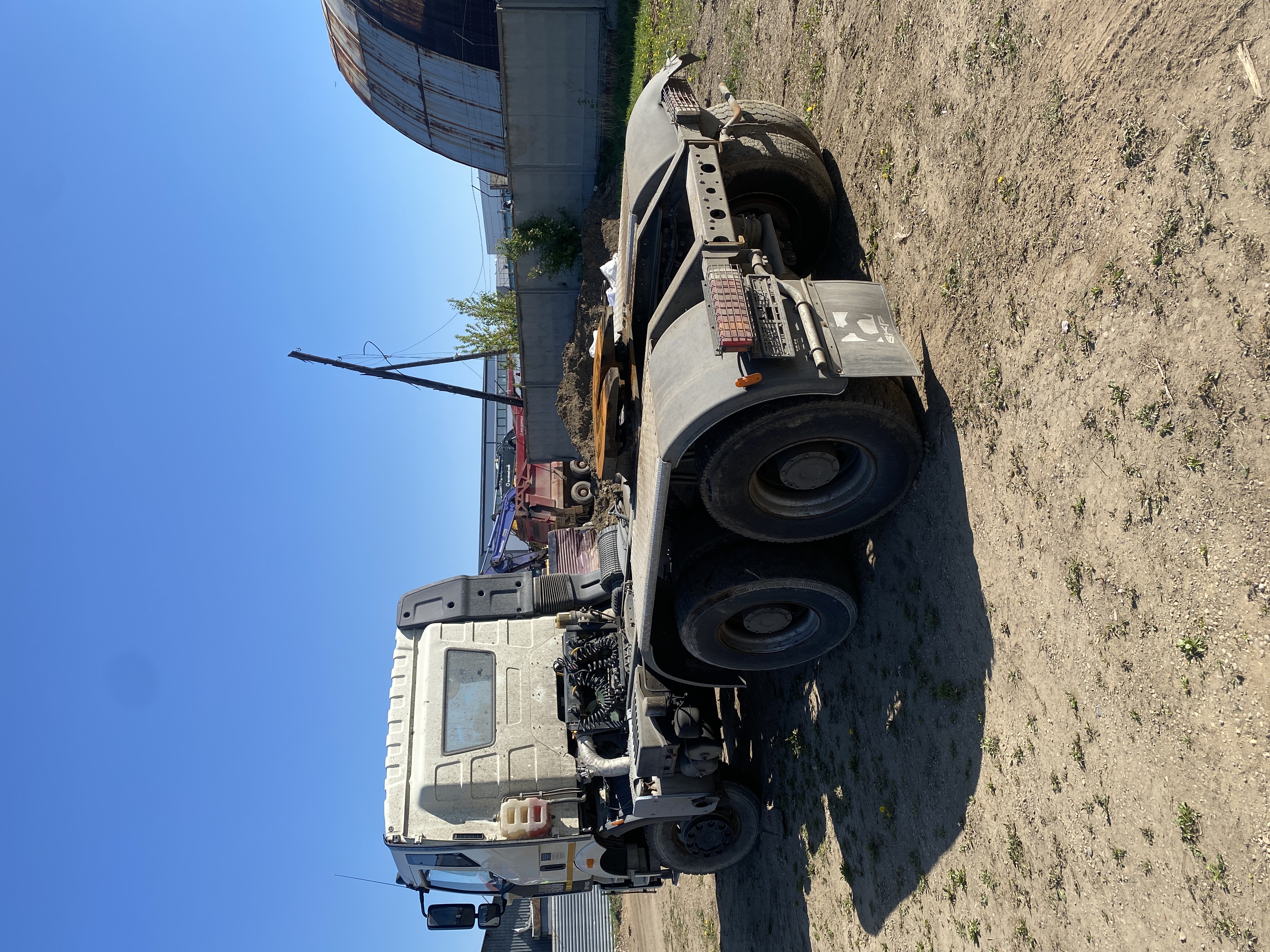 FAW J6 6x6 Седельный тягач 2024 г. - фото 7