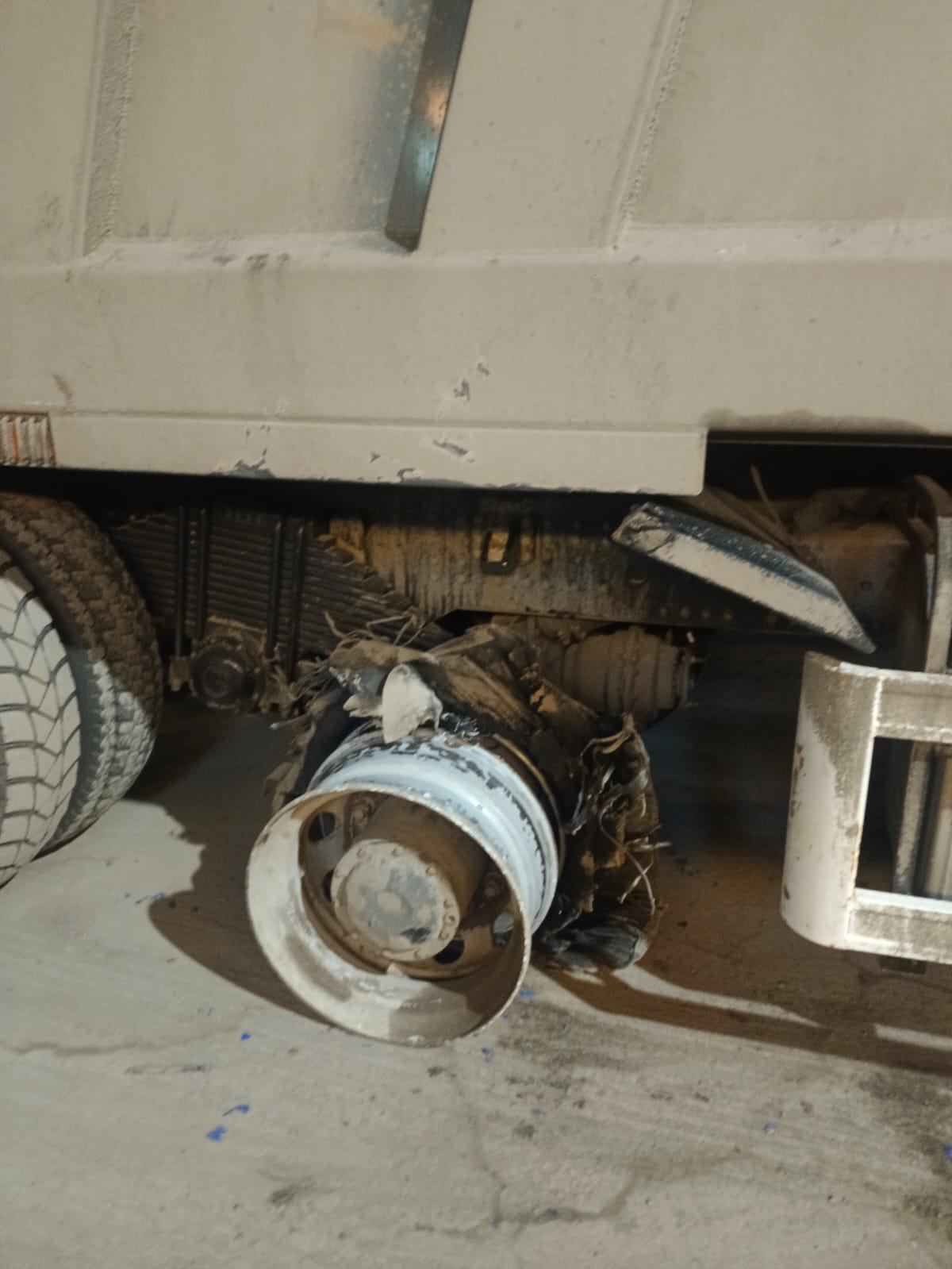 Shacman (Shaanxi) SX* 8x4 Самосвал 2024 г. - фото 9