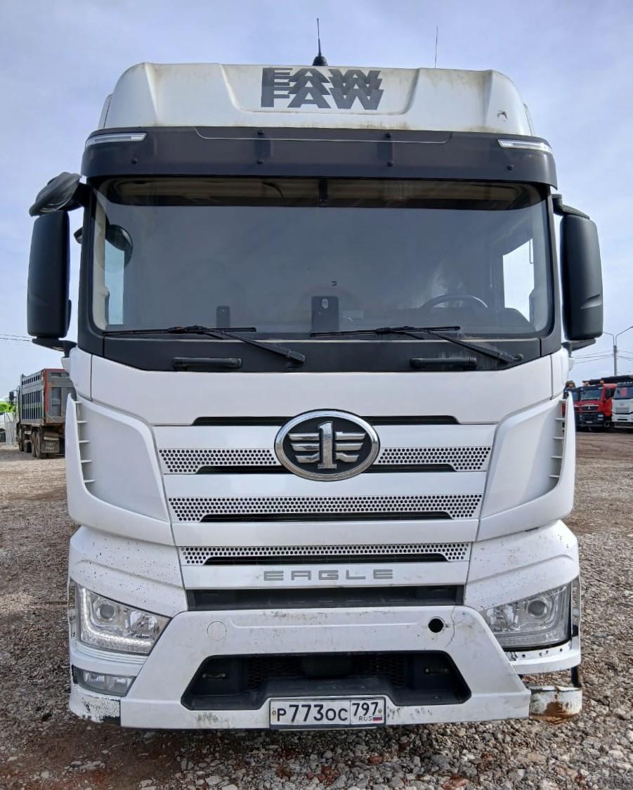 FAW J7 4x2 Седельный тягач 2023 г.