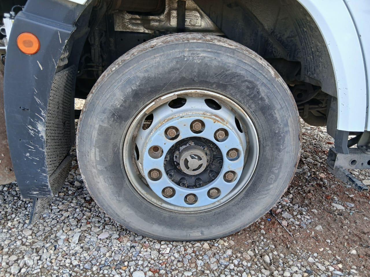 FAW J7 4x2 Седельный тягач 2023 г. - фото 9