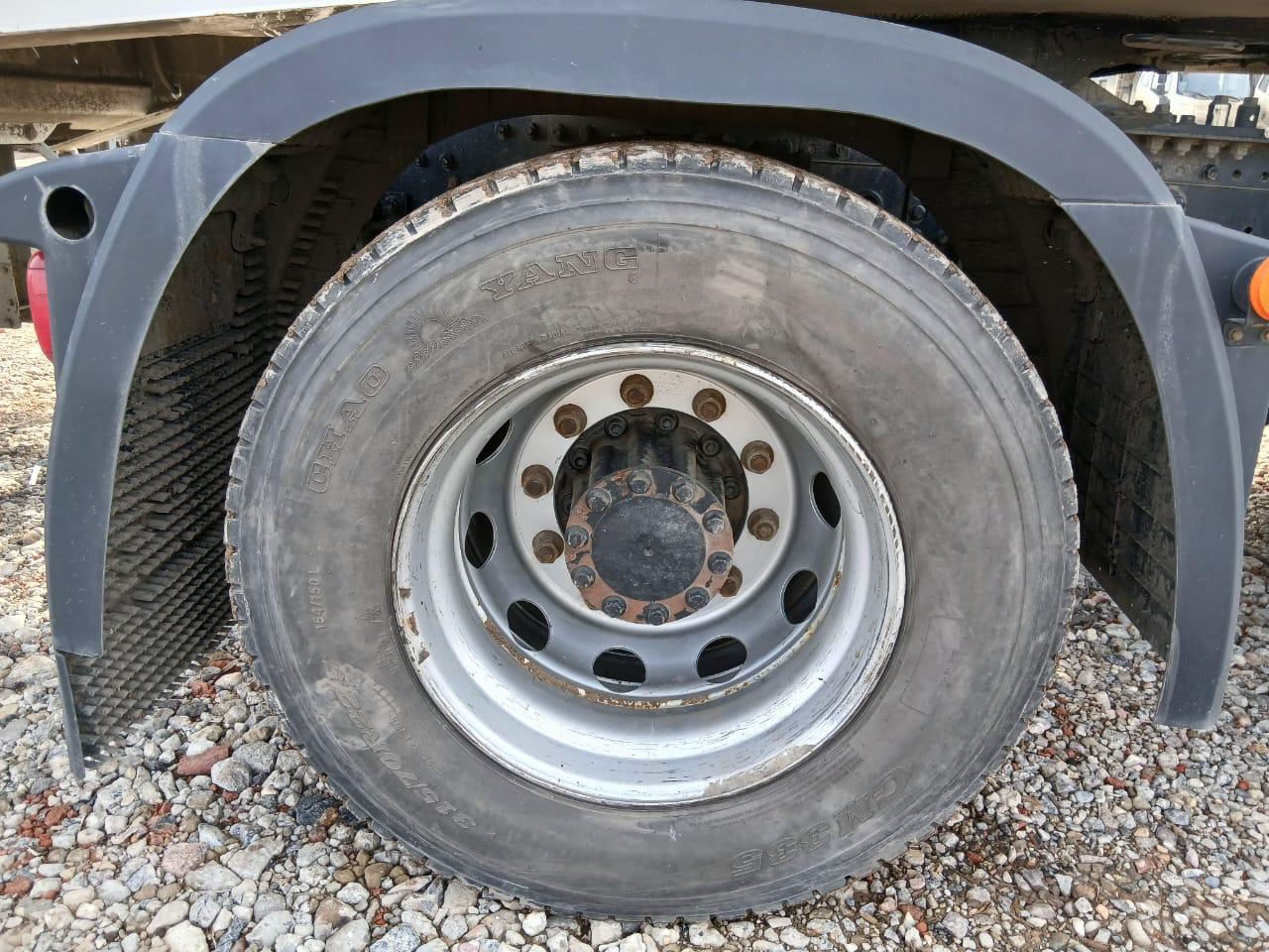 FAW J7 4x2 Седельный тягач 2023 г. - фото 10