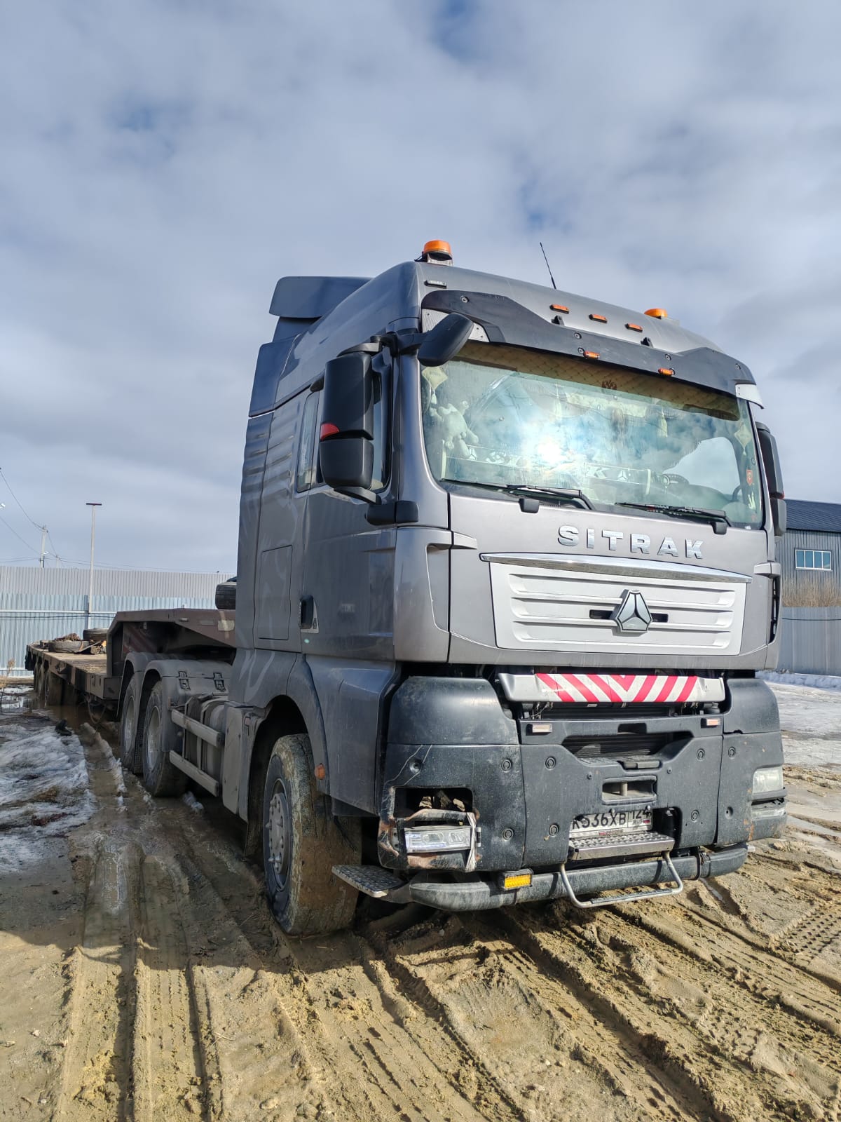 SITRAK C7H 6x4 Седельный тягач 2023 г. - фото 3