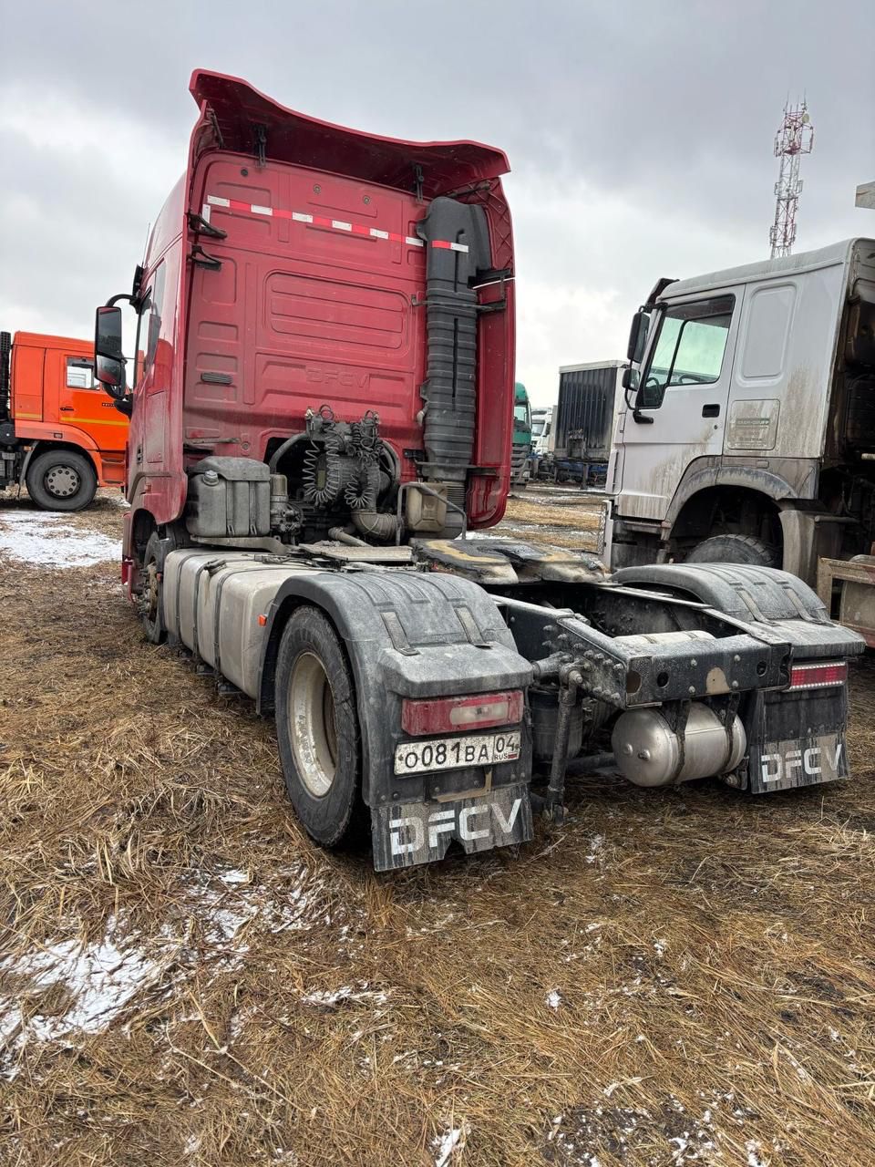 DongFeng DFH 4x2 Седельный тягач 2023 г. - фото 5