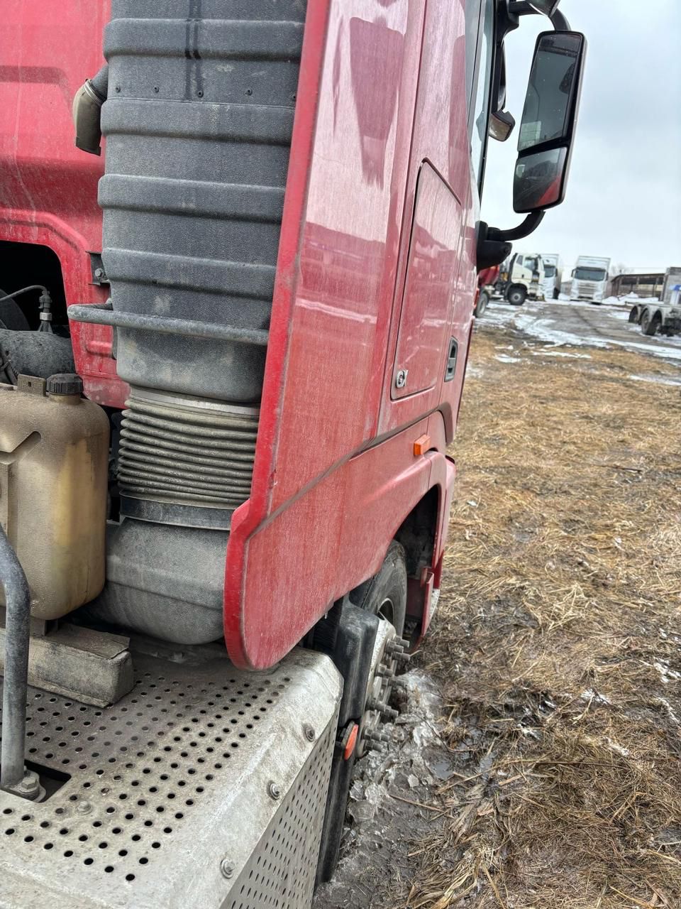 DongFeng DFH 4x2 Седельный тягач 2023 г. - фото 16