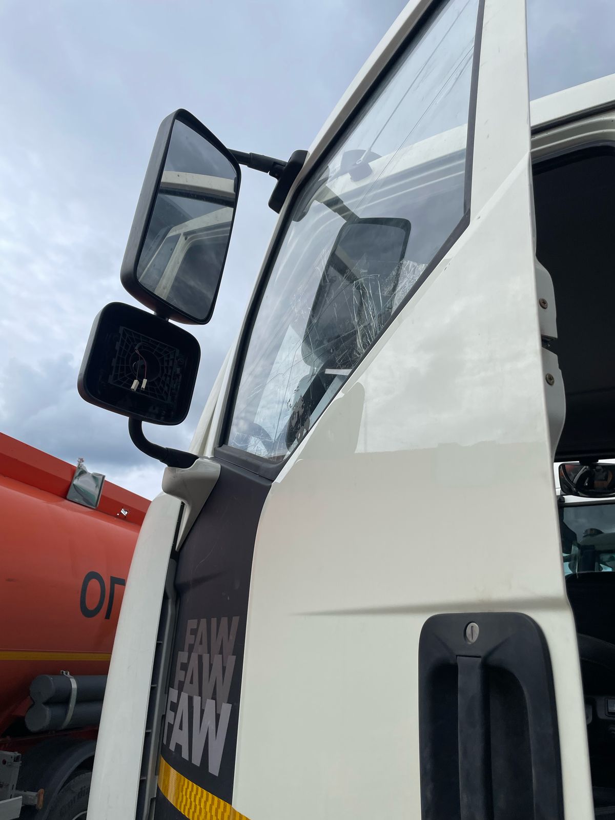 FAW J6 6x6 Самосвал 2023 г. - фото 13