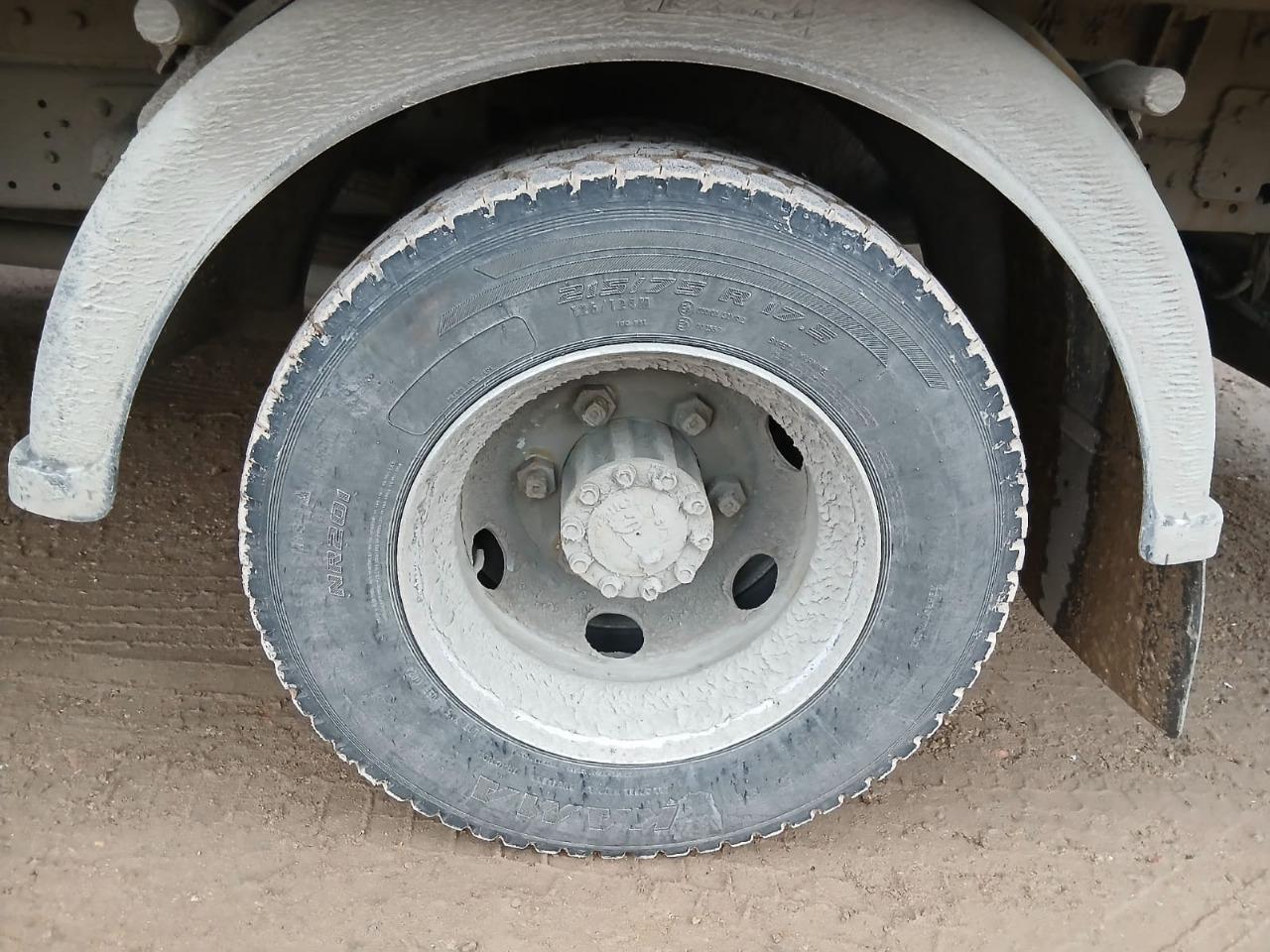 Центртранстехмаш АФ-4771* на шасси HINO 300 4x2 изотермический/рефрижератор с гидробортом (кат. C) 2022 г. - фото 8