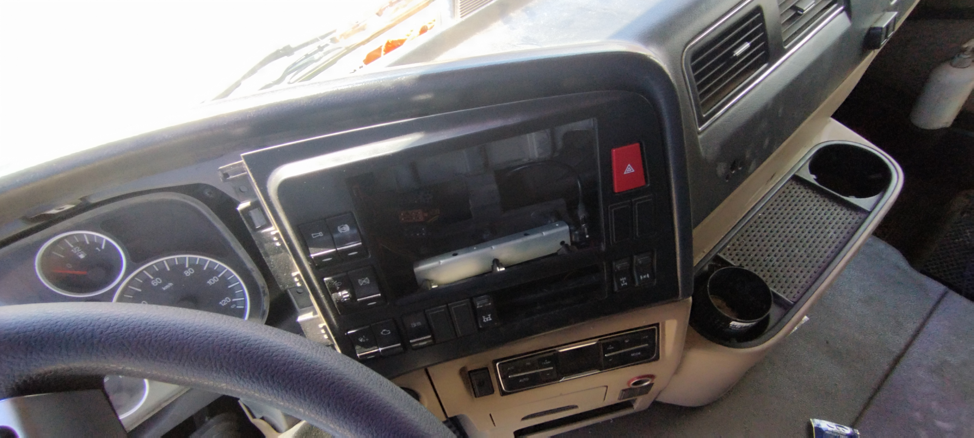 Howo T5G 8x4 Самосвал 2022 г. - фото 4