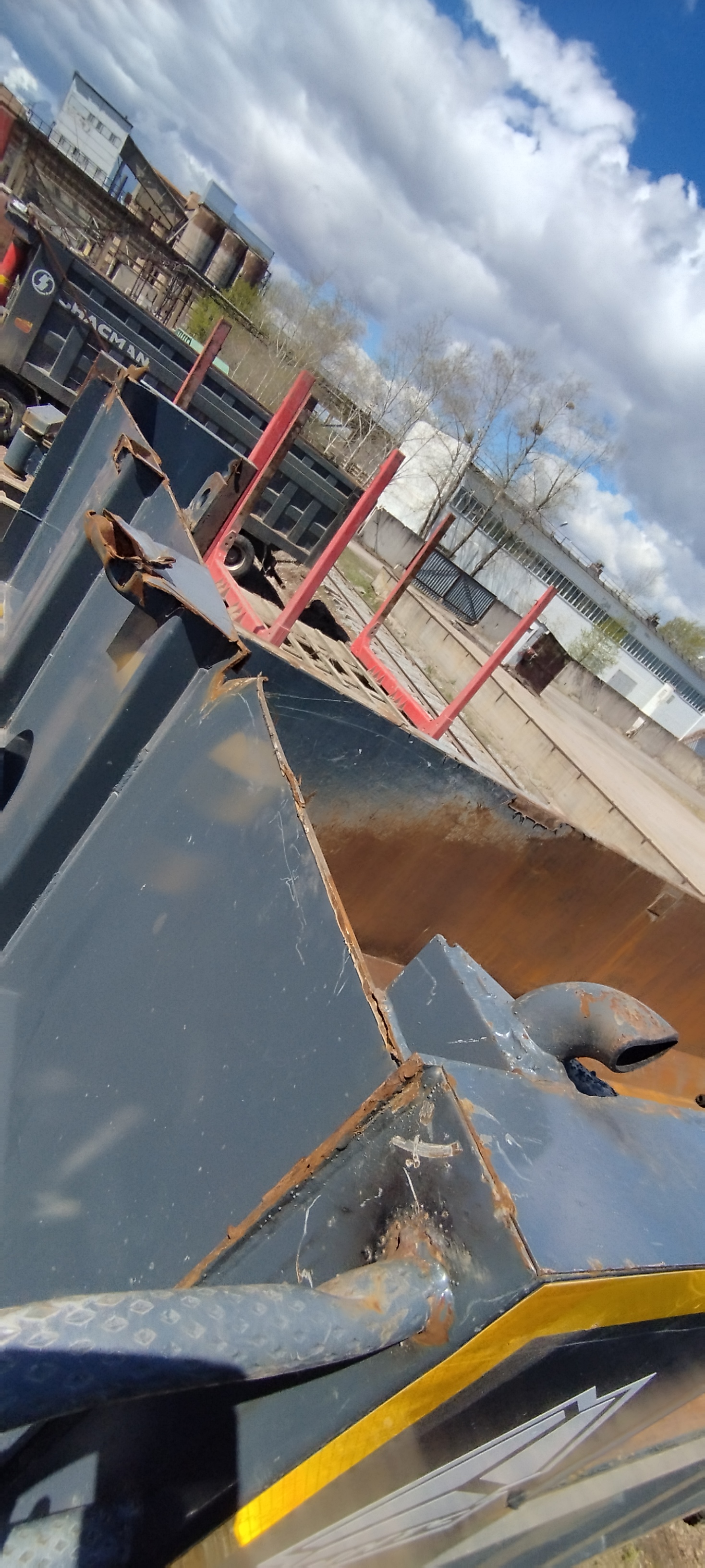 Howo T5G 8x4 Самосвал 2022 г. - фото 10