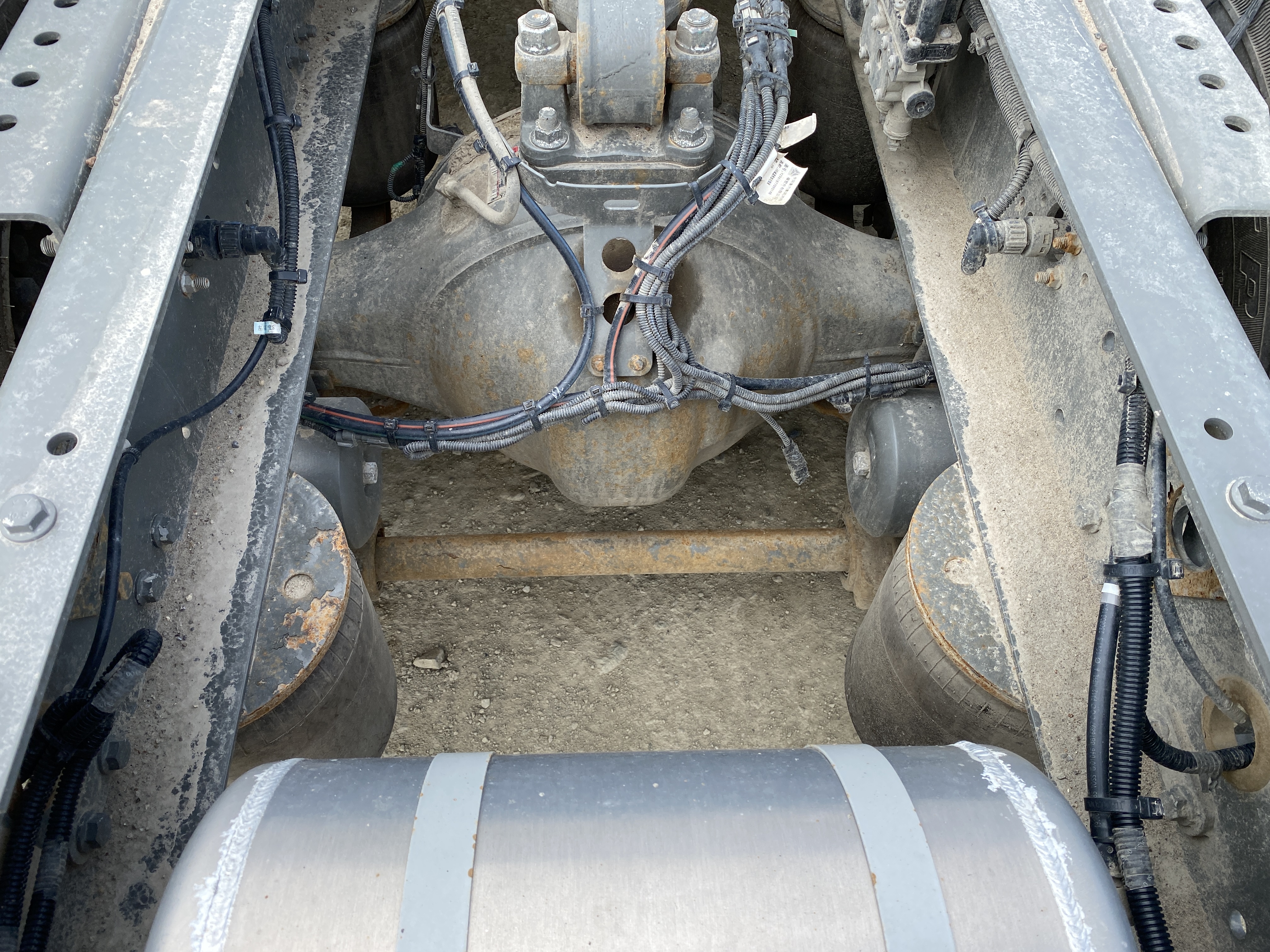 SITRAK C7H 4x2 Седельный тягач 2023 г. - фото 15