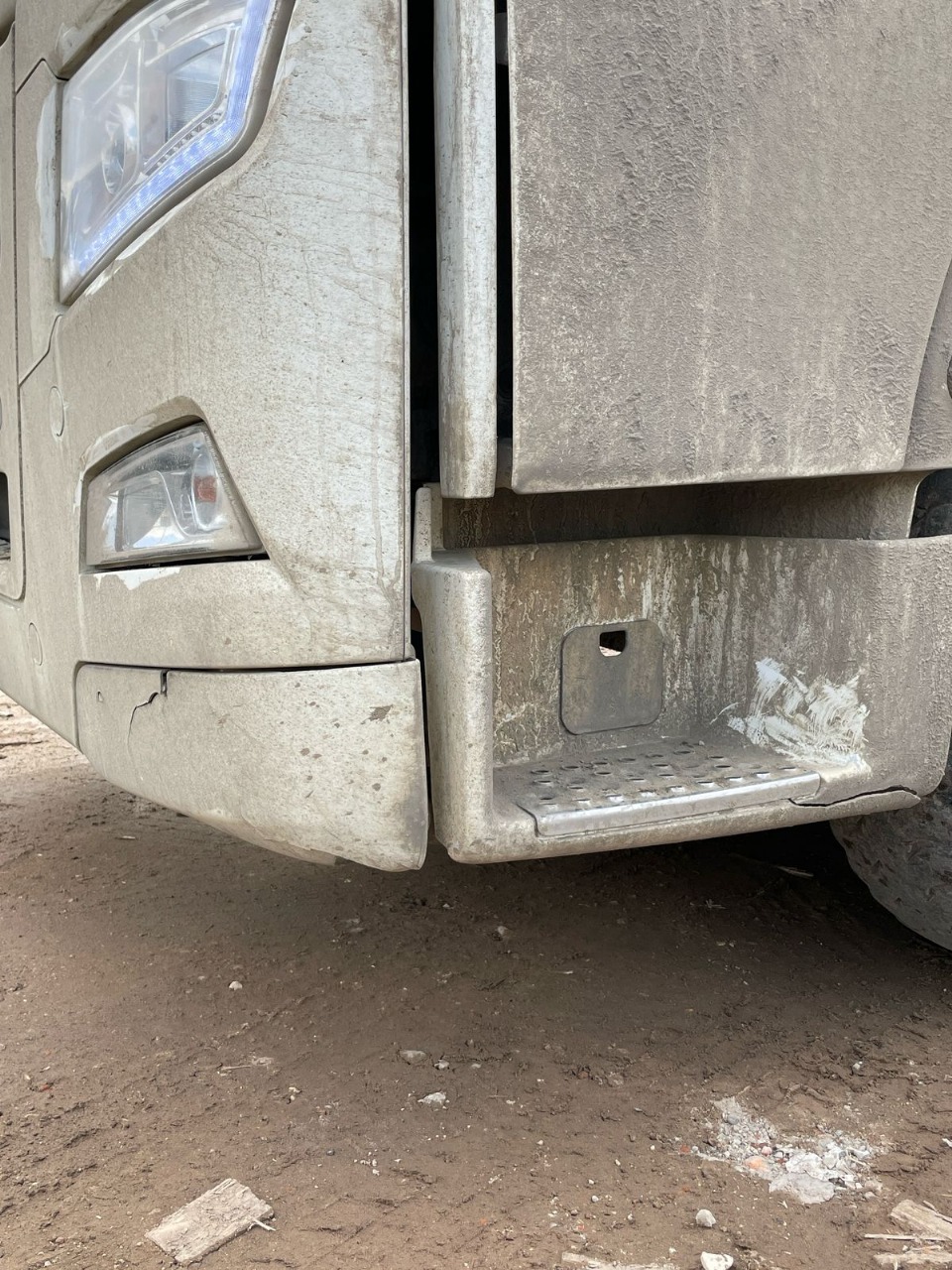 SITRAK C7H 4x2 Седельный тягач 2023 г. - фото 14