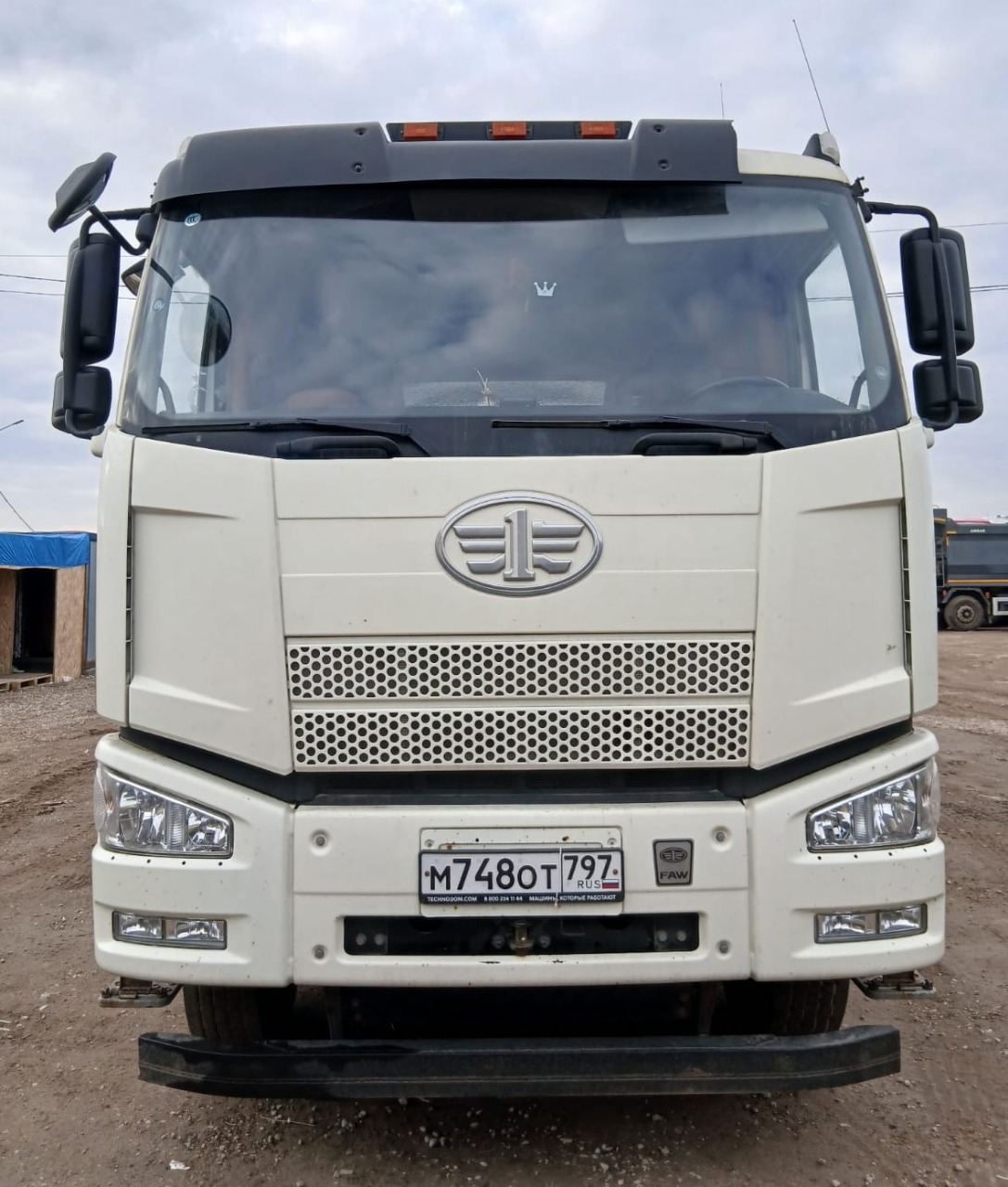 Автомастер 5589* на шасси FAW CA 3250 6x4 Зерновоз 2022 г.