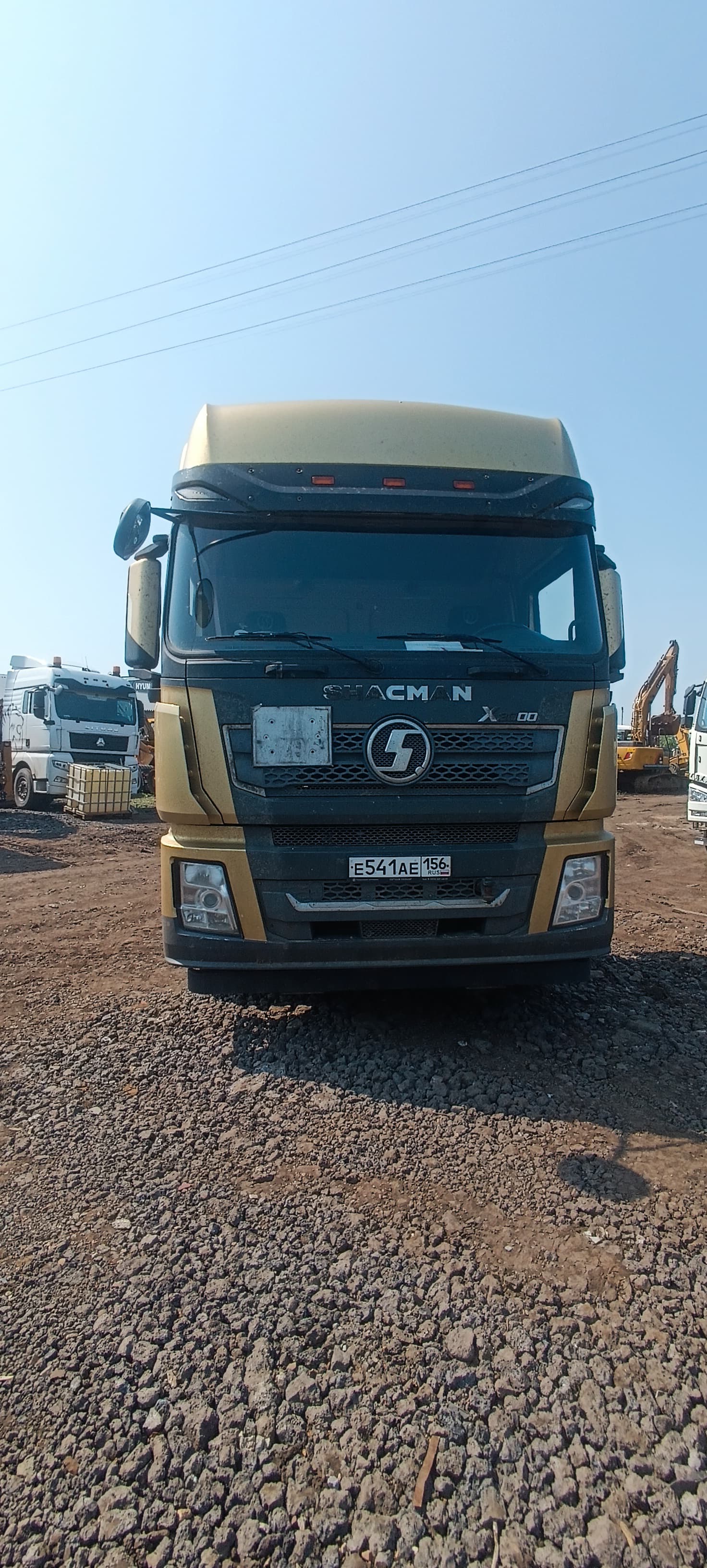 Shacman (Shaanxi) SX* 6x4 Седельный тягач 2022 г.