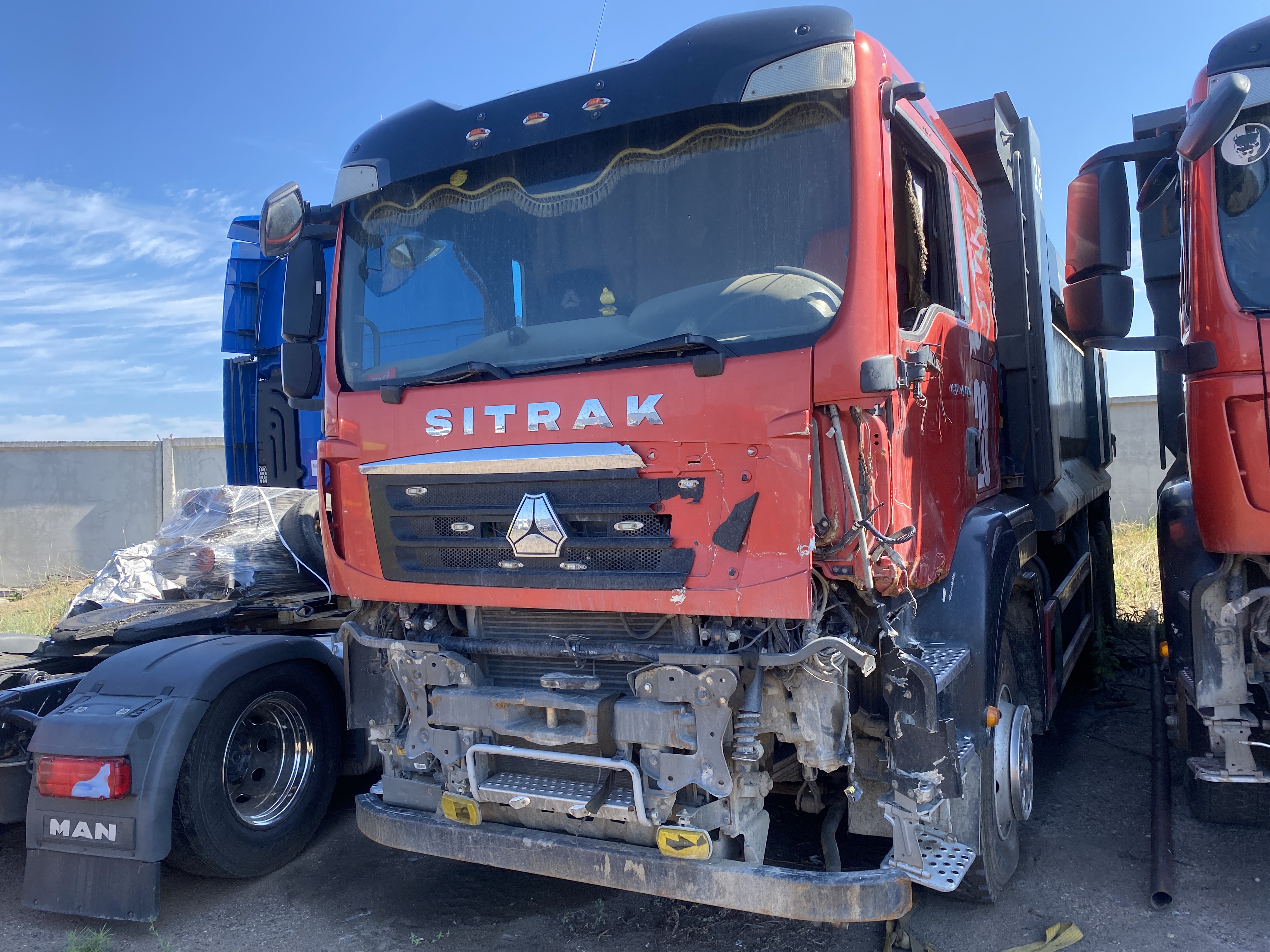 SITRAK C7H 6x4 Самосвал 2021 г. - фото 2