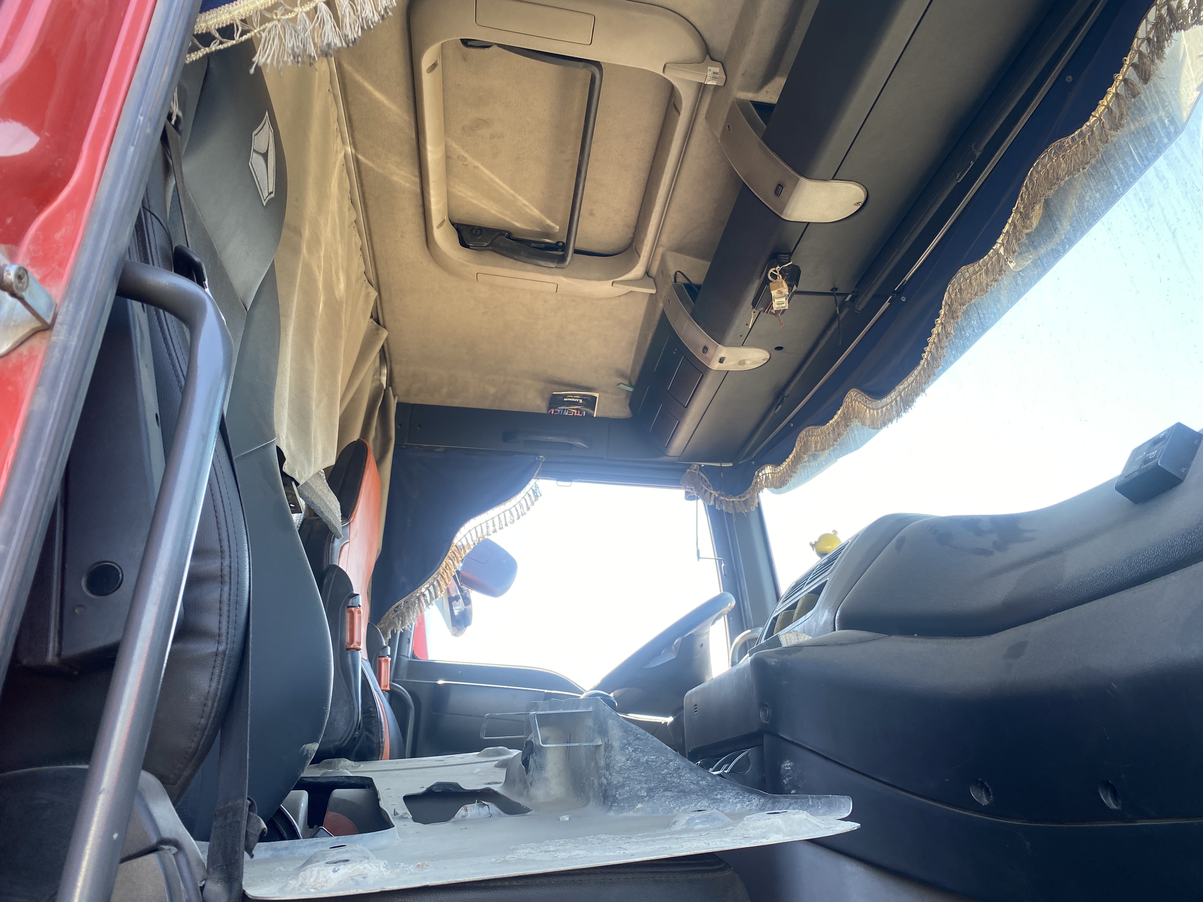 SITRAK C7H 6x4 Самосвал 2021 г. - фото 8