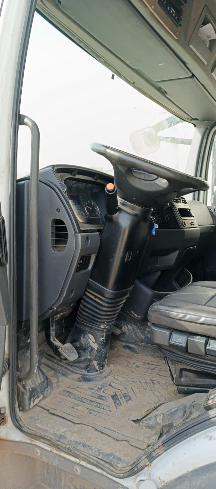 Mercedes-Benz ATEGO 4x2 Изотермический/рефрижератор с гидробортом 2017 г. - фото 11