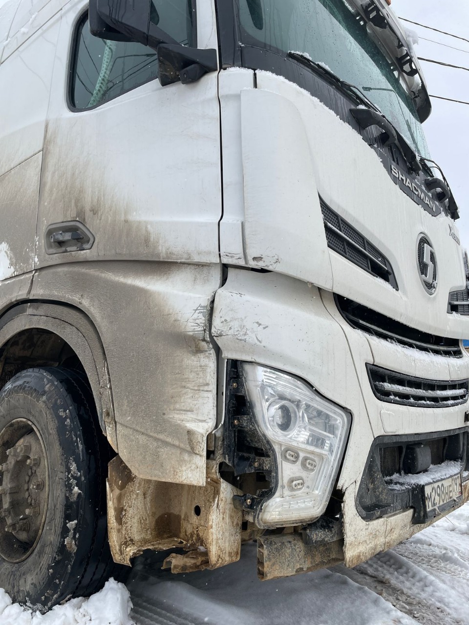 Shacman (Shaanxi) SX* 4x2 Седельный тягач 2022 г. - фото 16