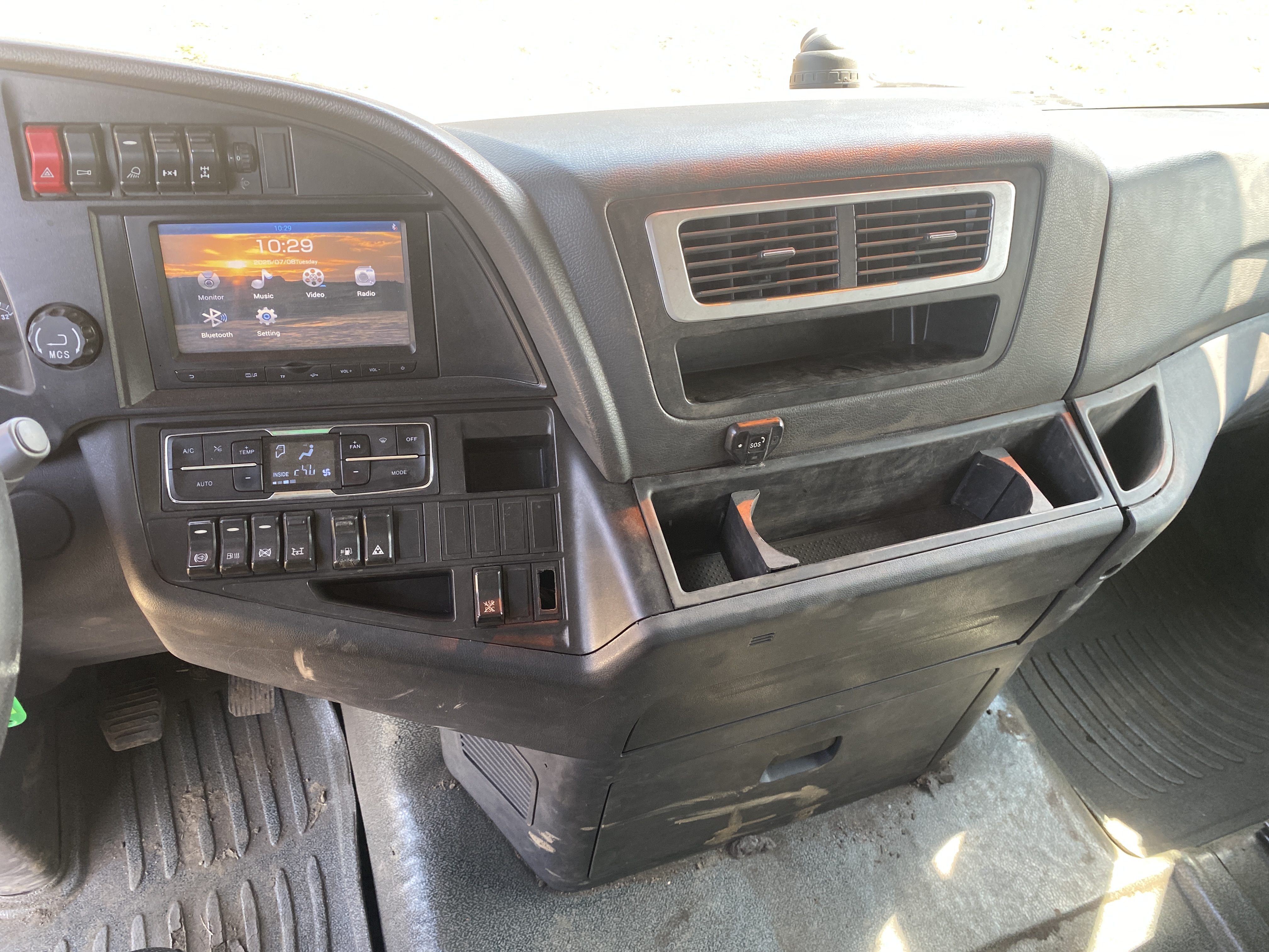 SITRAK C7H 6x4 Седельный тягач 2023 г. - фото 15