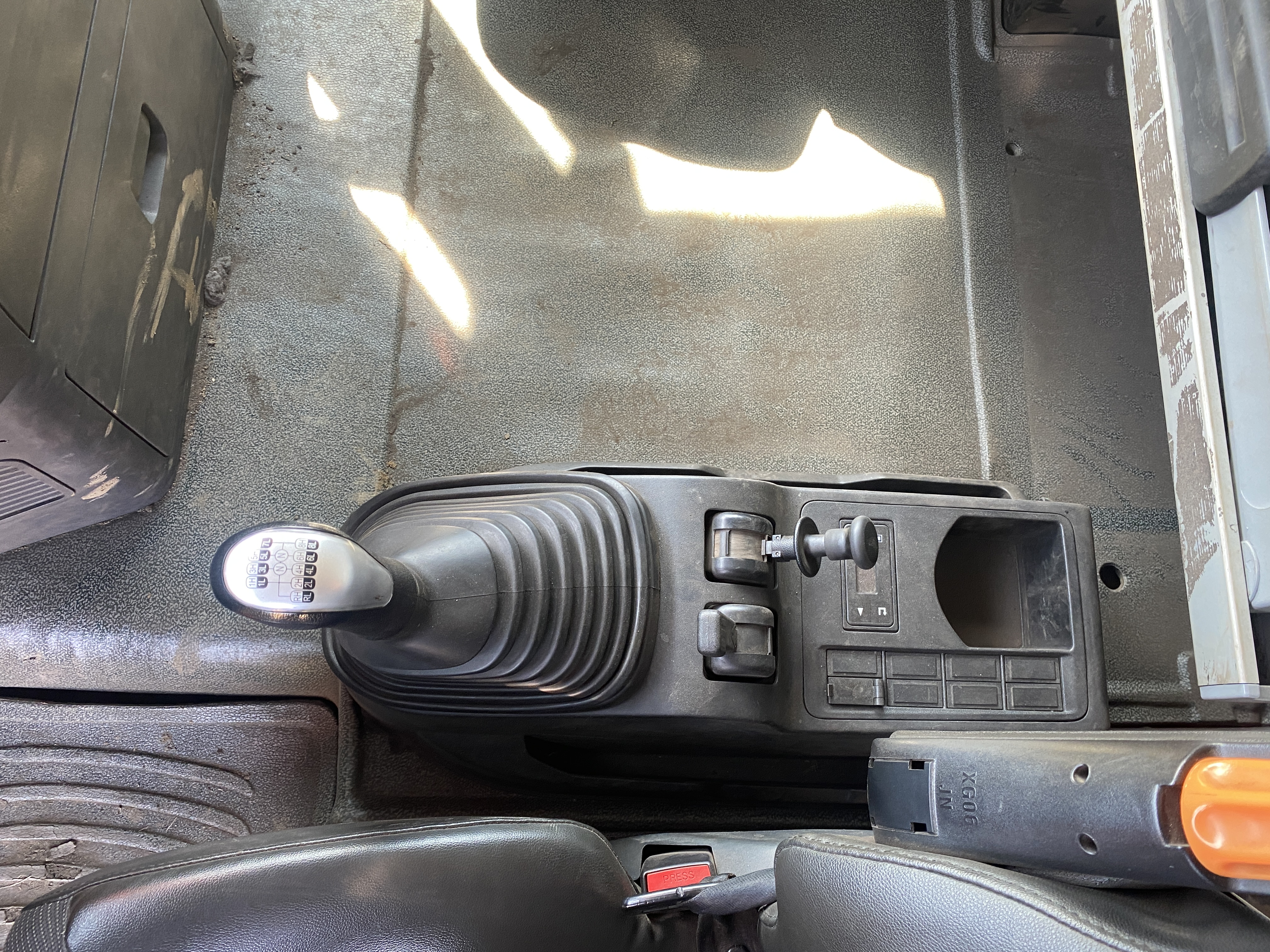 SITRAK C7H 6x4 Седельный тягач 2023 г. - фото 18