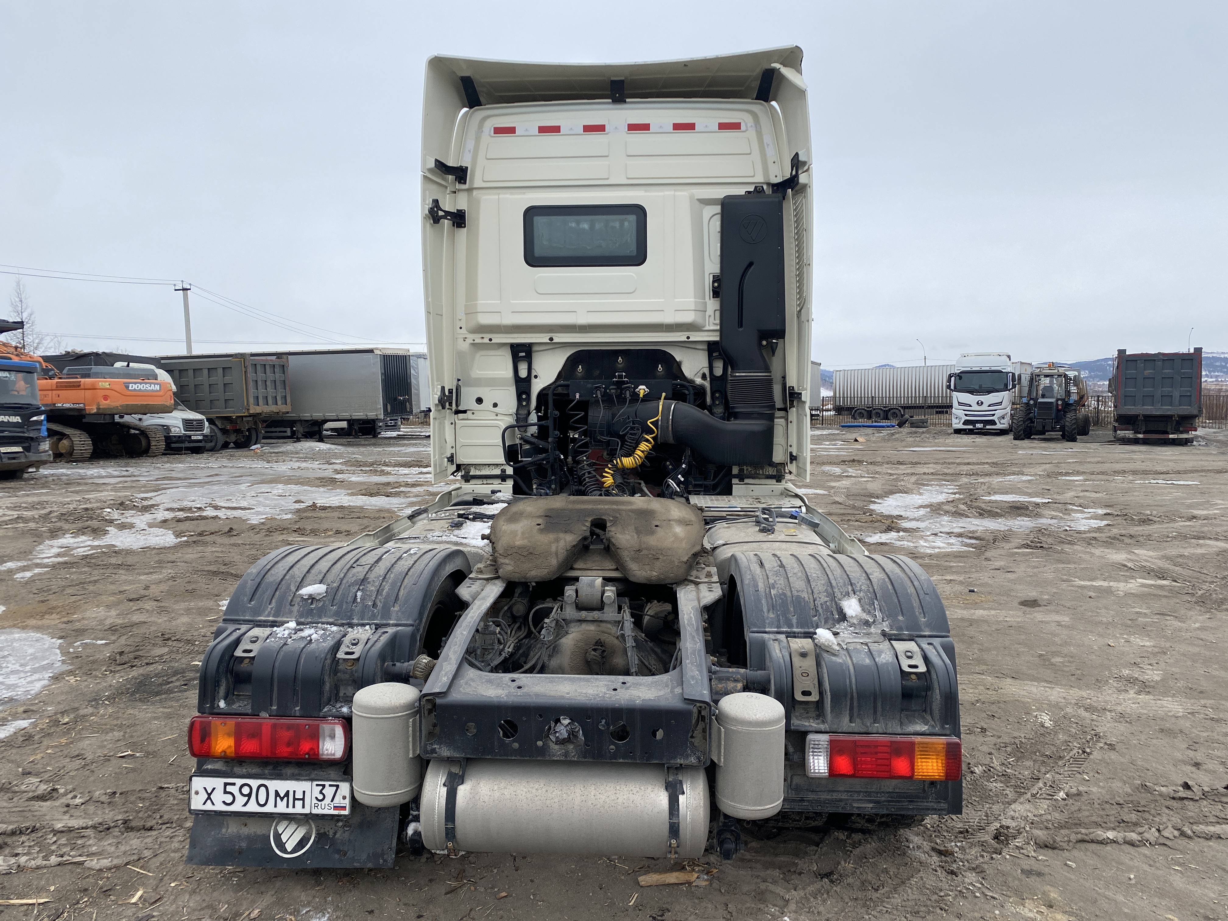 Foton AUMAN 4x2 Седельный тягач 2023 г. - фото 5