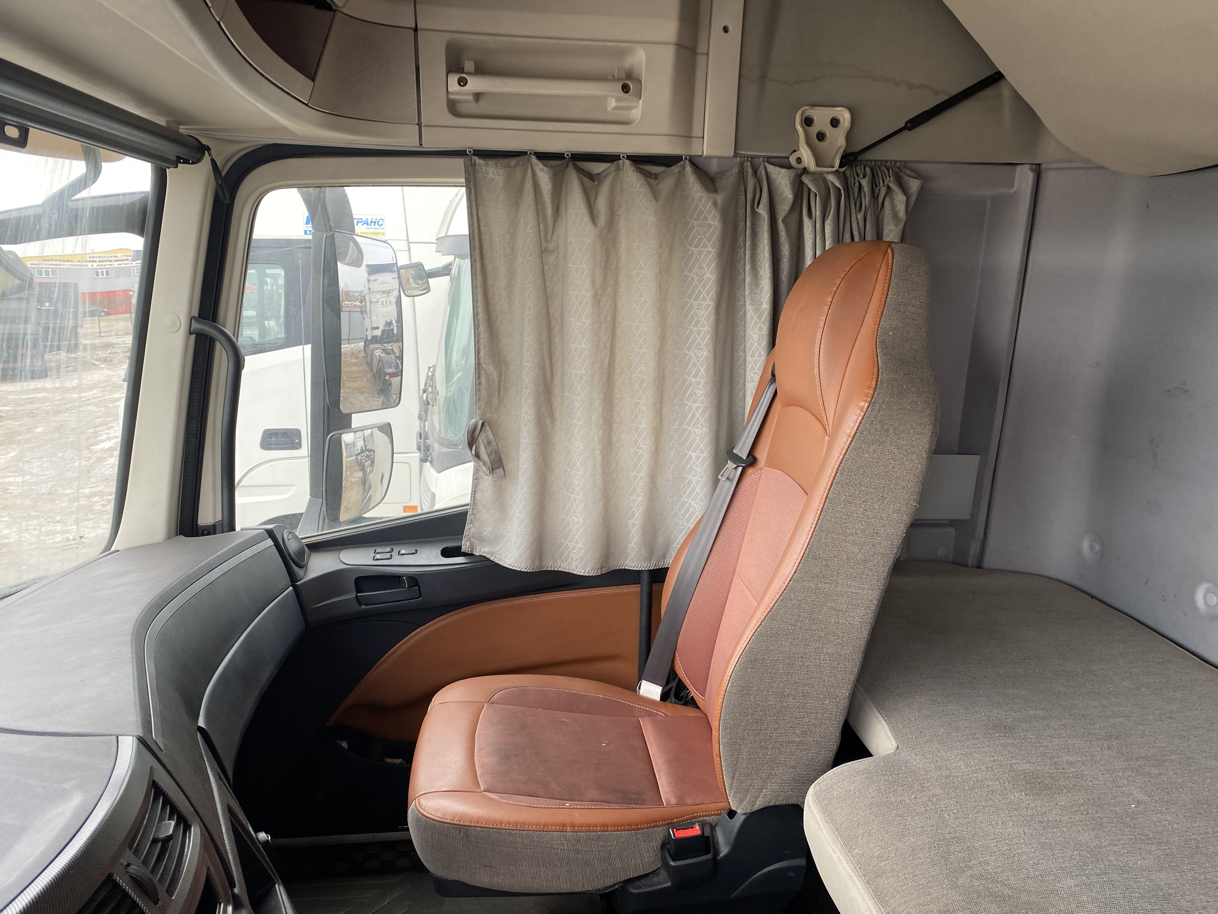 Foton AUMAN 4x2 Седельный тягач 2023 г. - фото 8