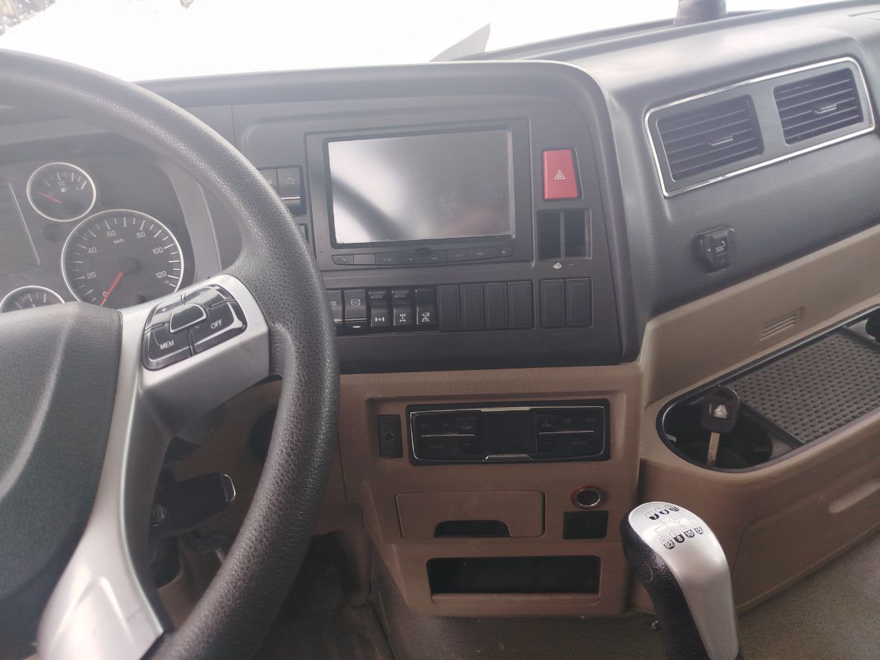 Howo T5G 6x4 Самосвал 2024 г. - фото 8