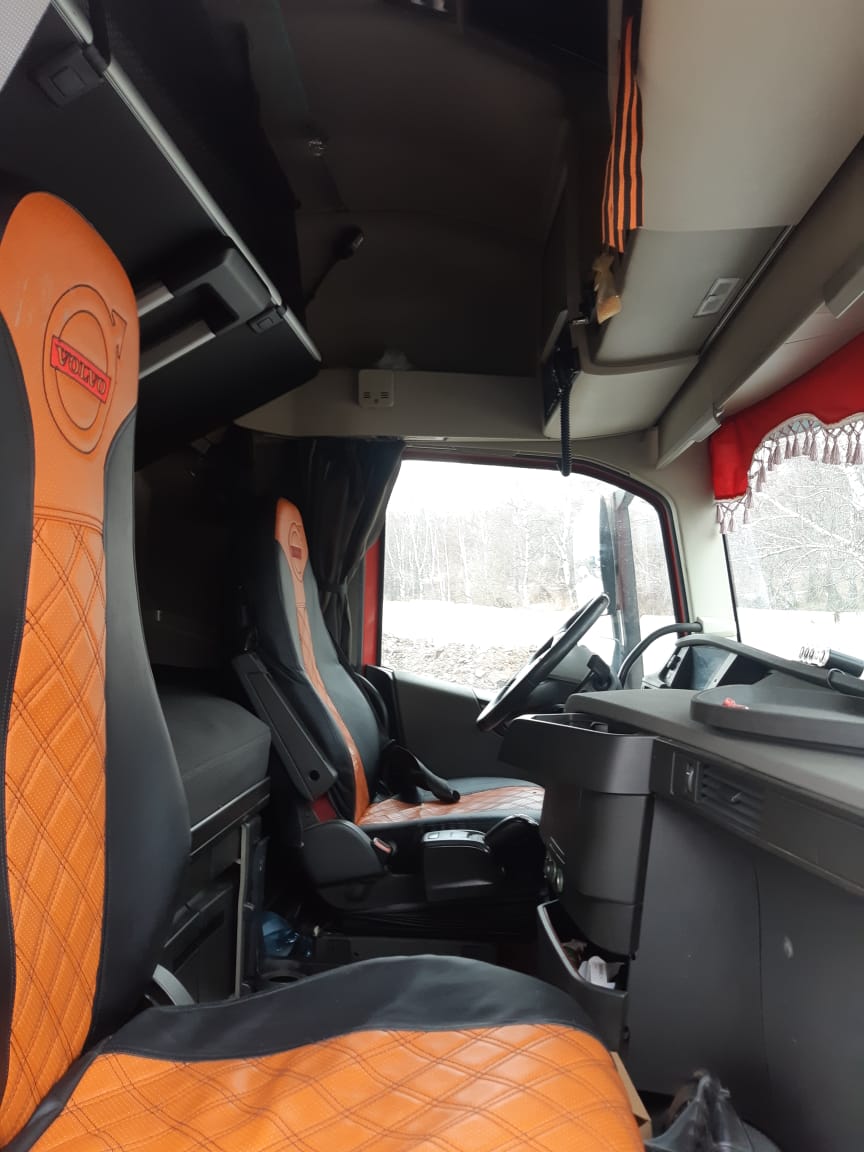 Volvo FH 6x2 Седельный тягач 2021 г. - фото 14