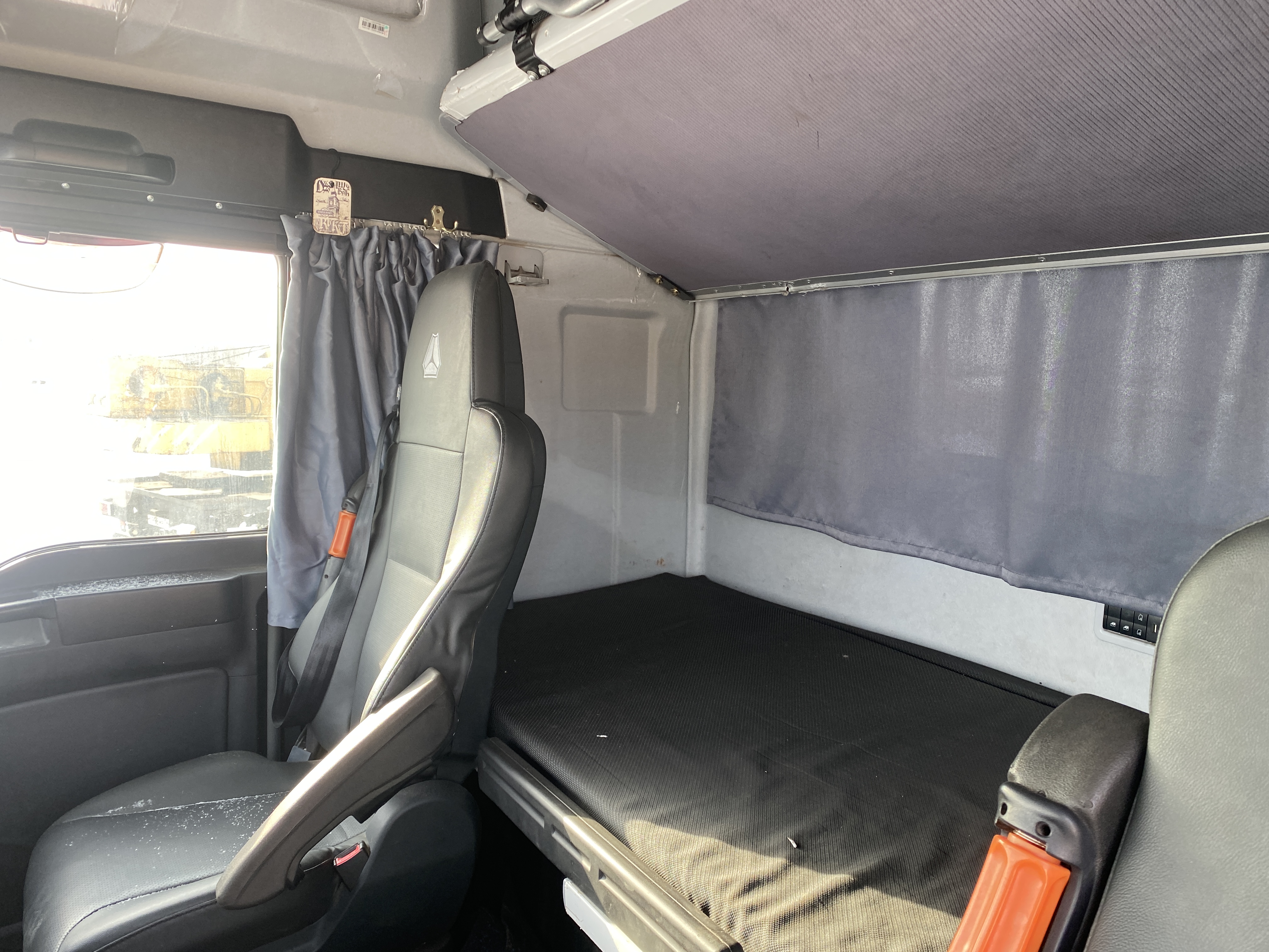 SITRAK C7H 6x4 Седельный тягач 2023 г. - фото 12