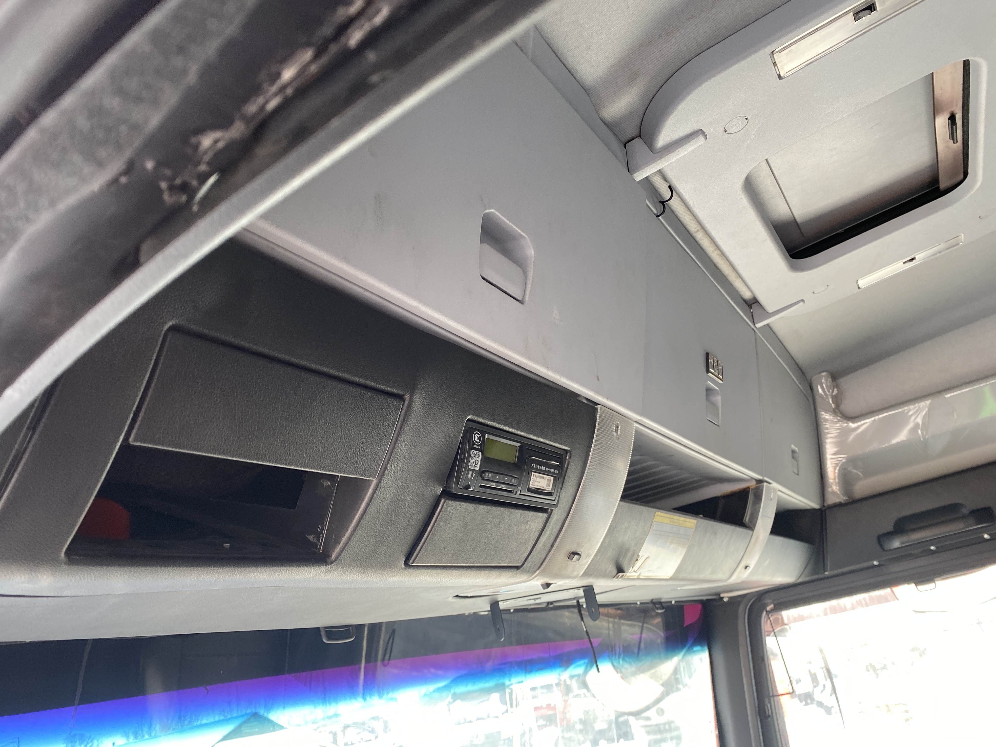 SITRAK C7H 6x4 Седельный тягач 2023 г. - фото 15