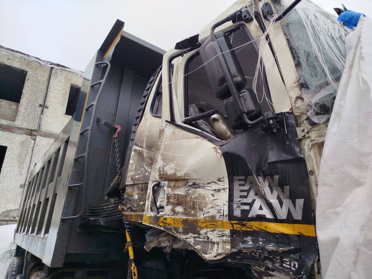 FAW J6 6x6 Самосвал 2023 г.