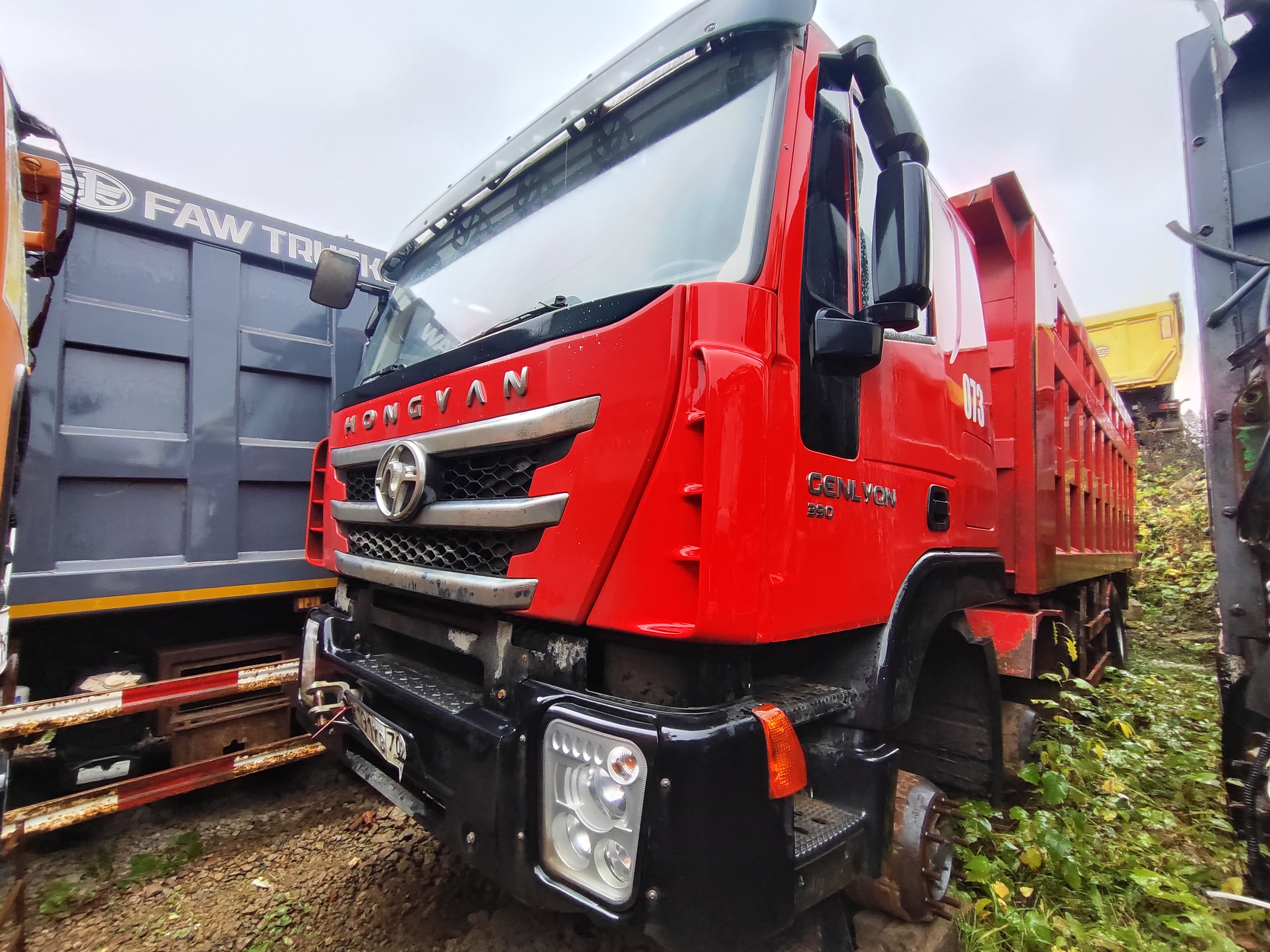 HONGYAN 908 8x4 Самосвал 2023 г. - фото 2