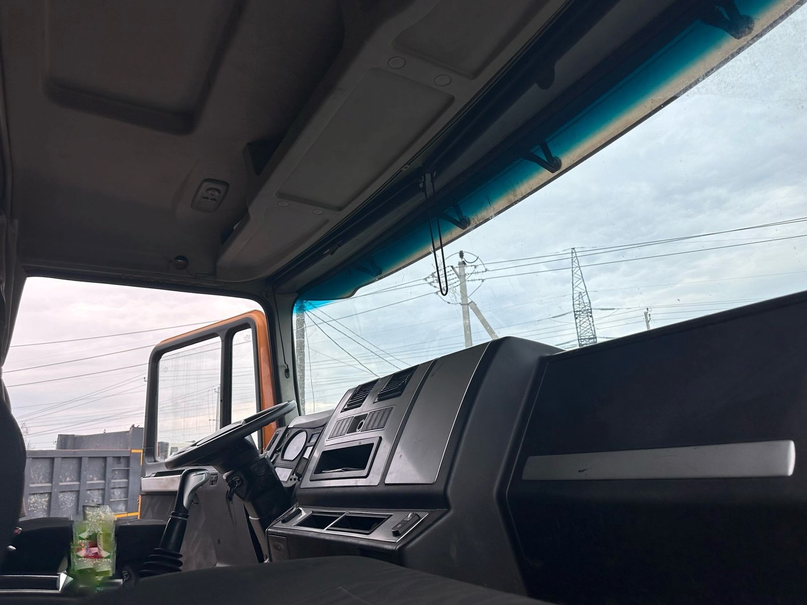 Shacman (Shaanxi) SX* 8x4 Самосвал 2021 г. - фото 11