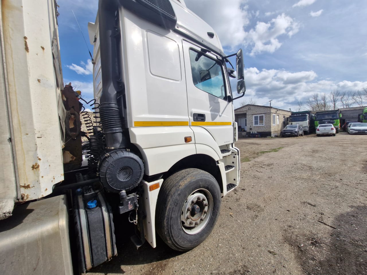 КамАЗ 5490 4x2 Седельный тягач 2018 г. - фото 2