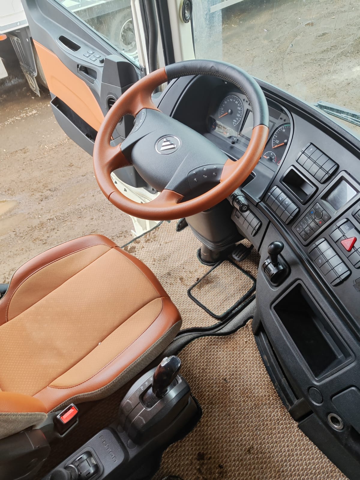 Foton AUMAN 4x2 Седельный тягач 2023 г. - фото 8