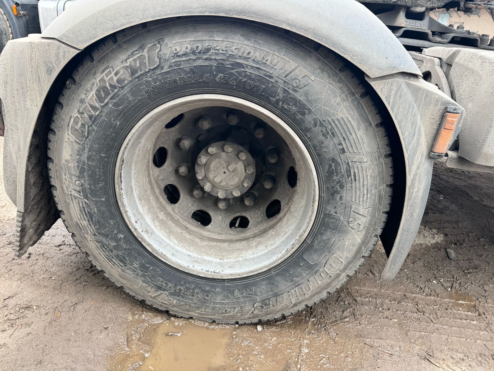 DAF XF 4x2 Седельный тягач 2018 г. - фото 10