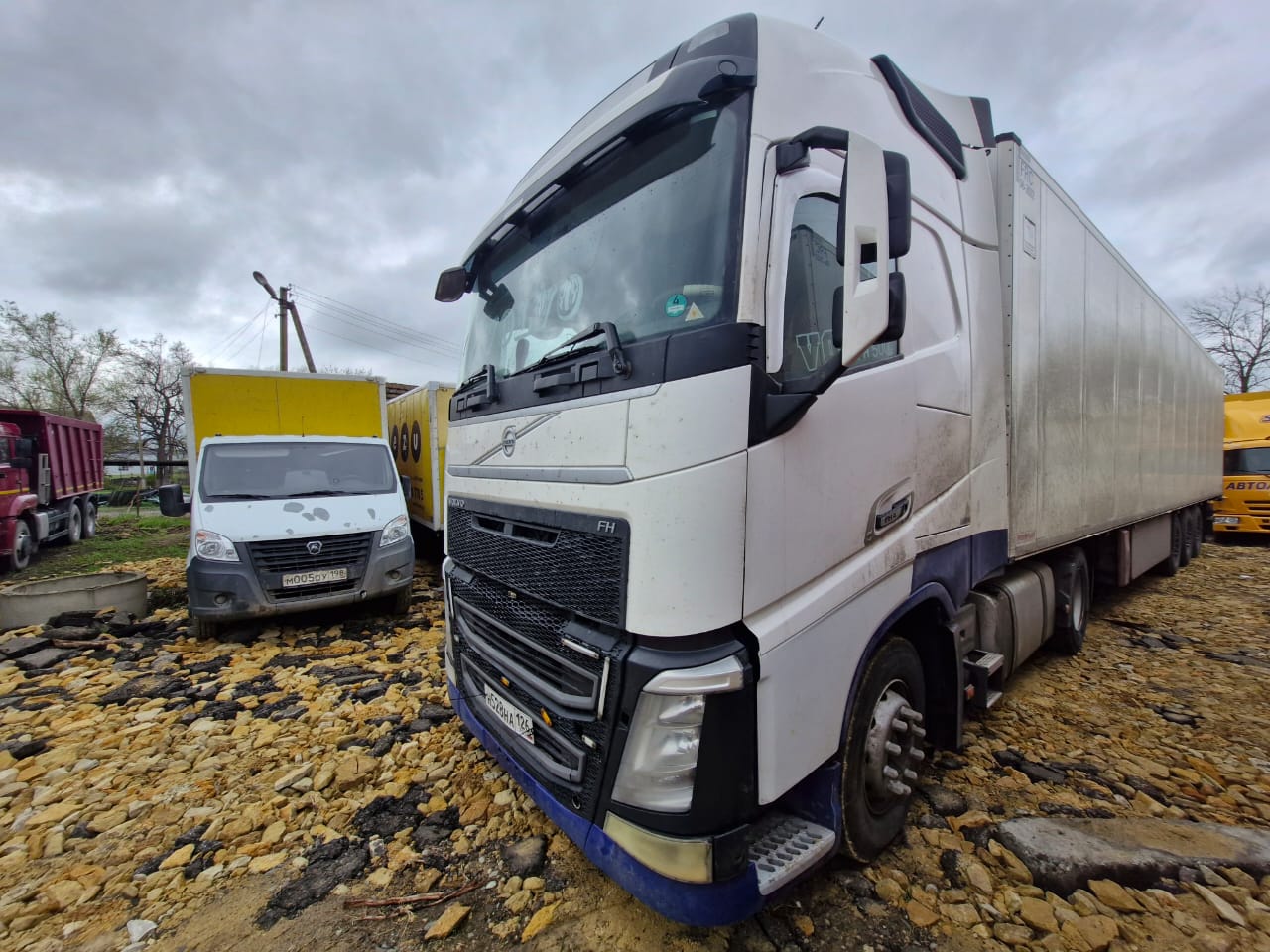 Volvo FH 4x2 Седельный тягач 2016 г. - фото 2