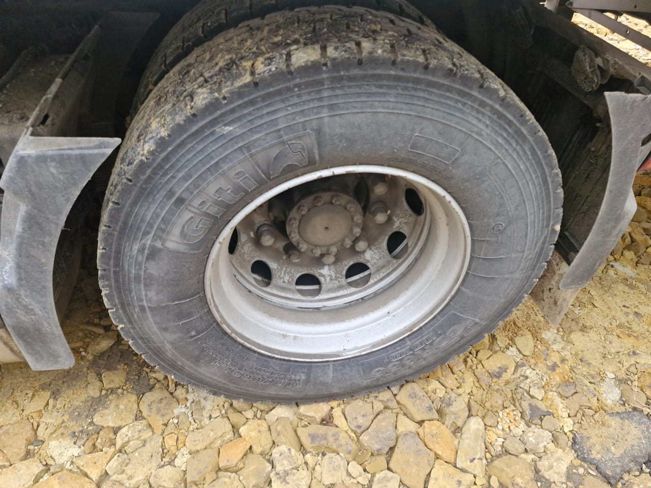 Volvo FH 4x2 Седельный тягач 2016 г. - фото 18