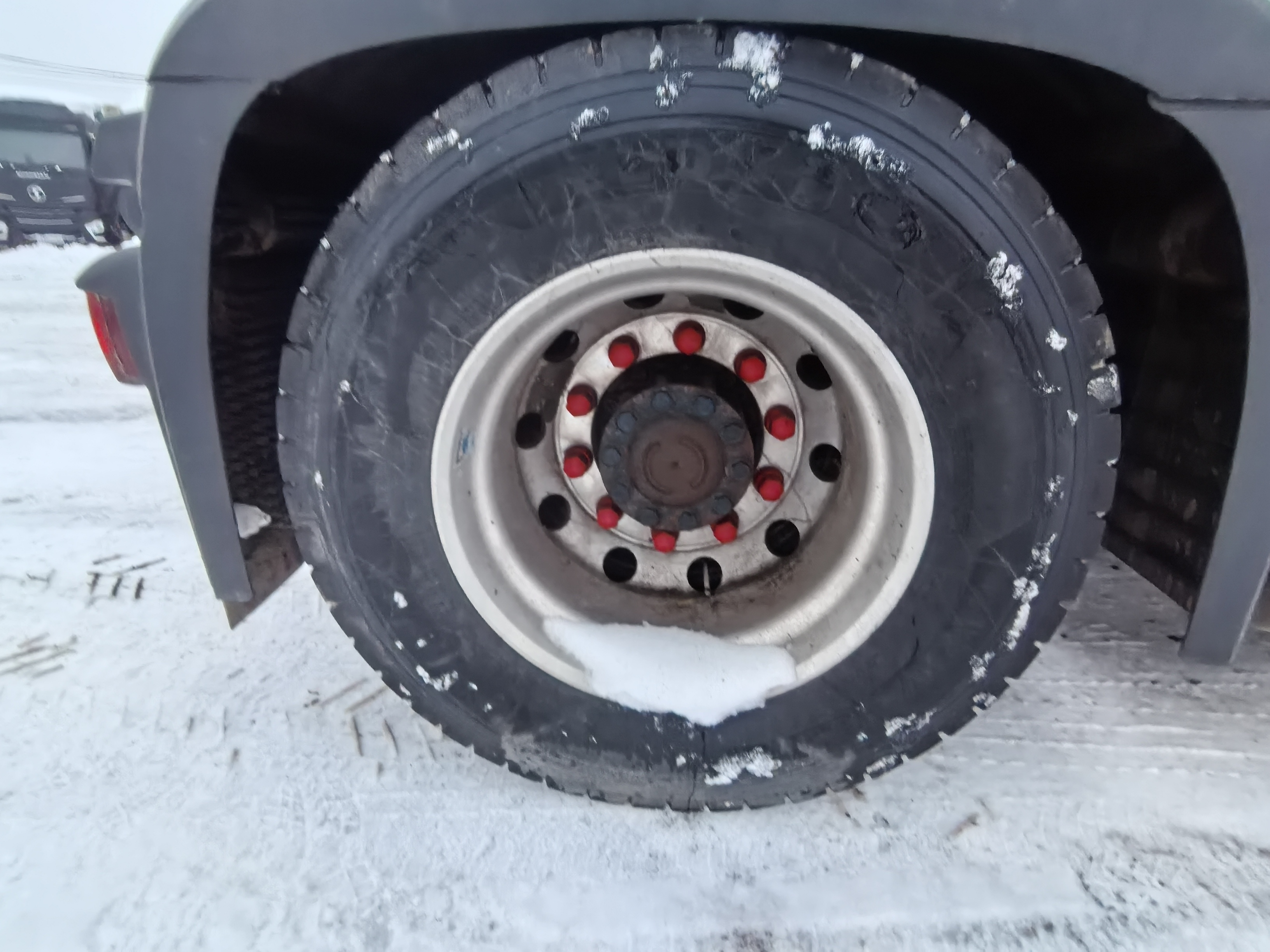 BEIBEN BBTR* 4x2 Седельный тягач 2023 г. - фото 14