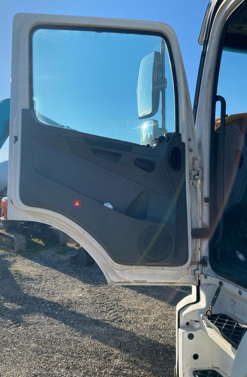 КамАЗ 5490 4x2 Седельный тягач 2017 г. - фото 9