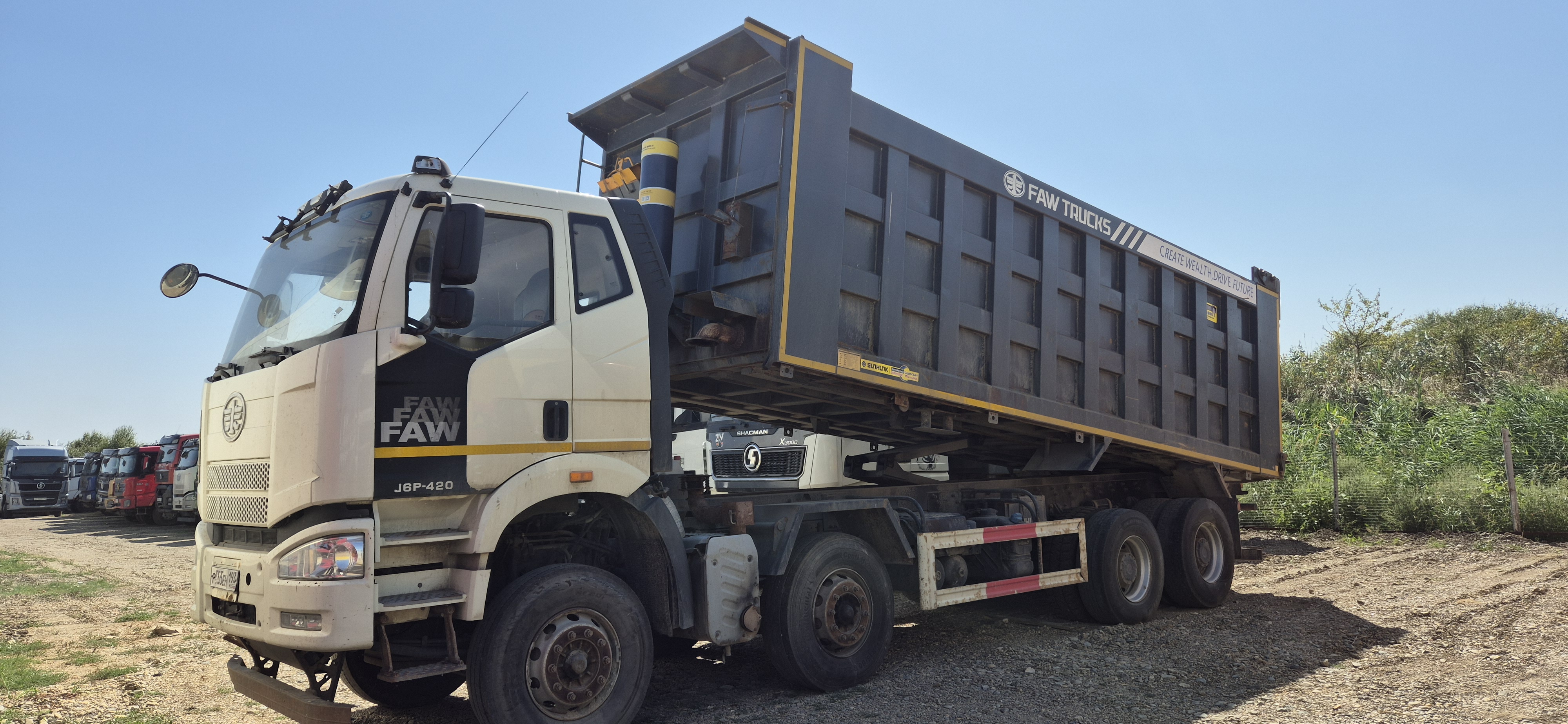 FAW CA 3310 8x4 Самосвал_не актуально 2022 г. - фото 2