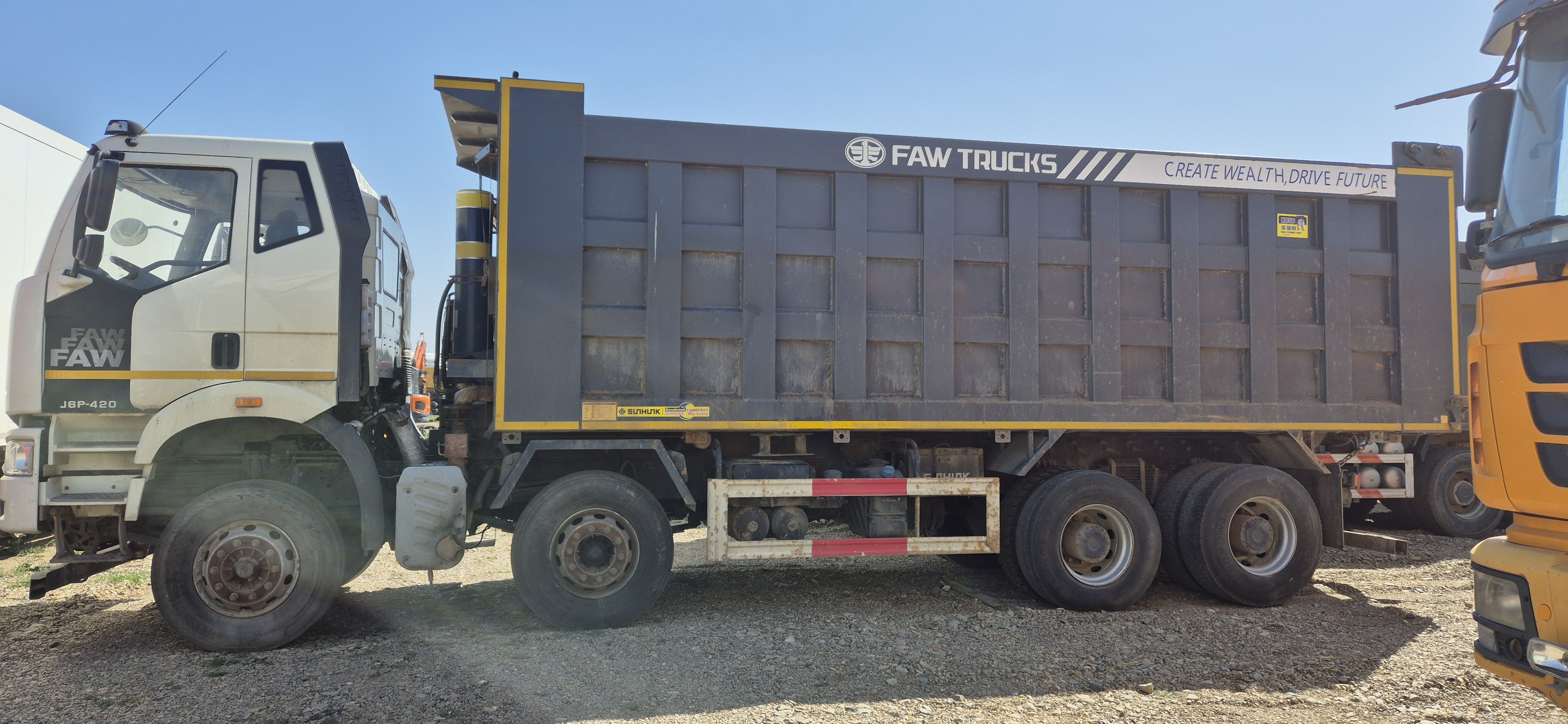 FAW CA 3310 8x4 Самосвал_не актуально 2022 г. - фото 4