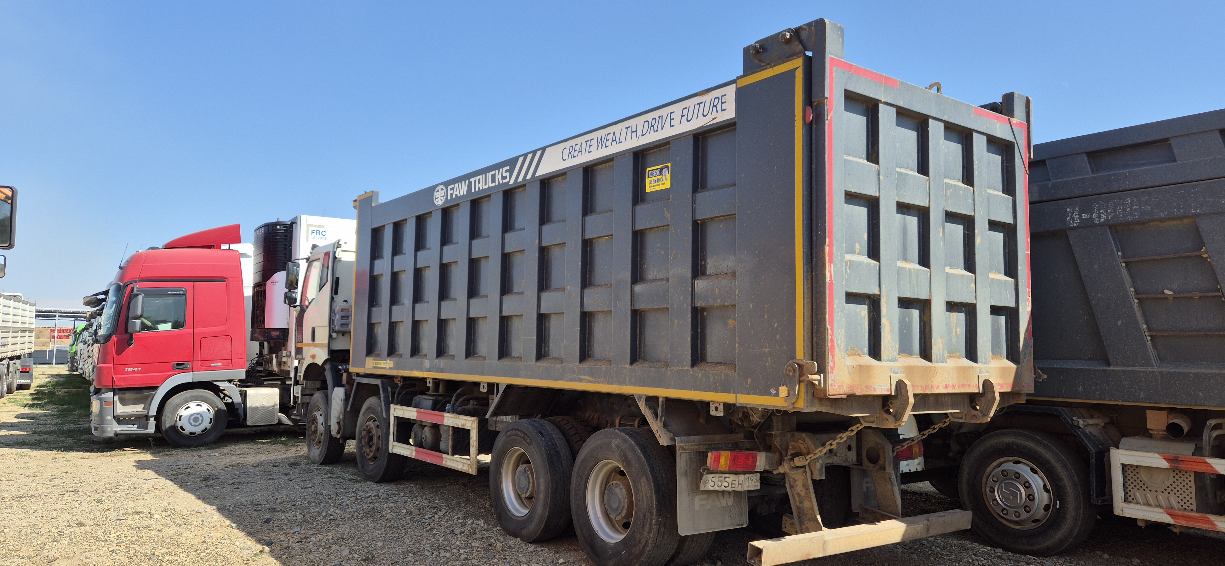 FAW CA 3310 8x4 Самосвал_не актуально 2022 г. - фото 5