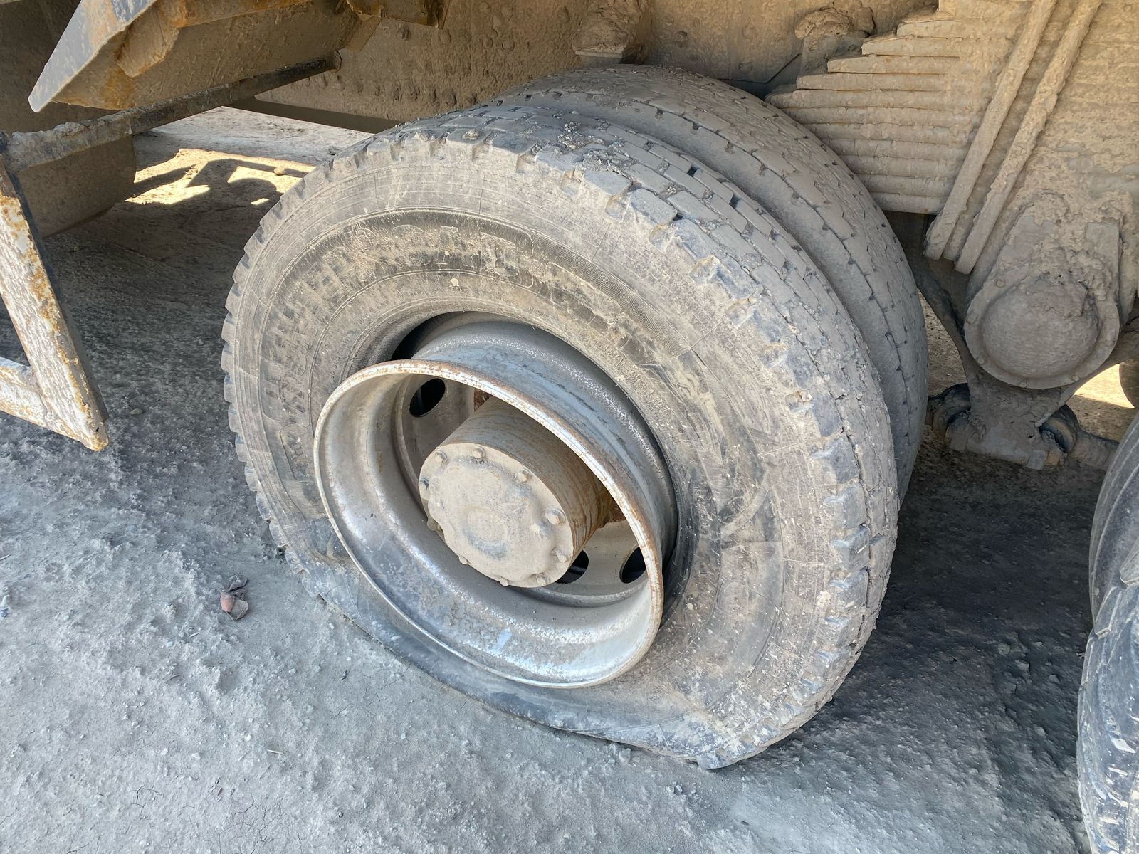 Howo T5G 8x4 Самосвал 2023 г. - фото 18