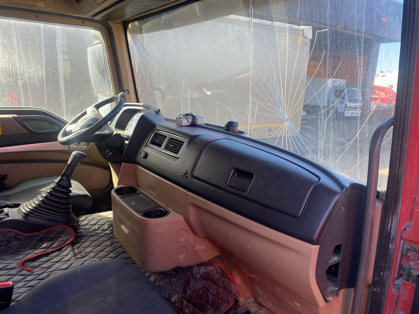 Howo T5G 8x4 Самосвал 2023 г. - фото 12