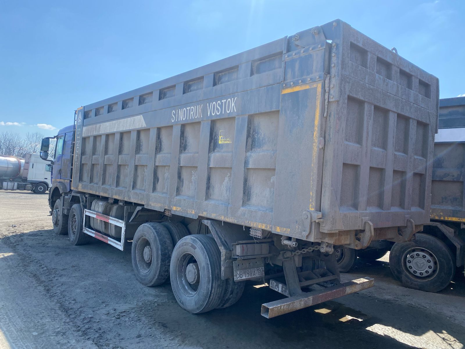 Howo T5G 8x4 Самосвал 2023 г. - фото 4