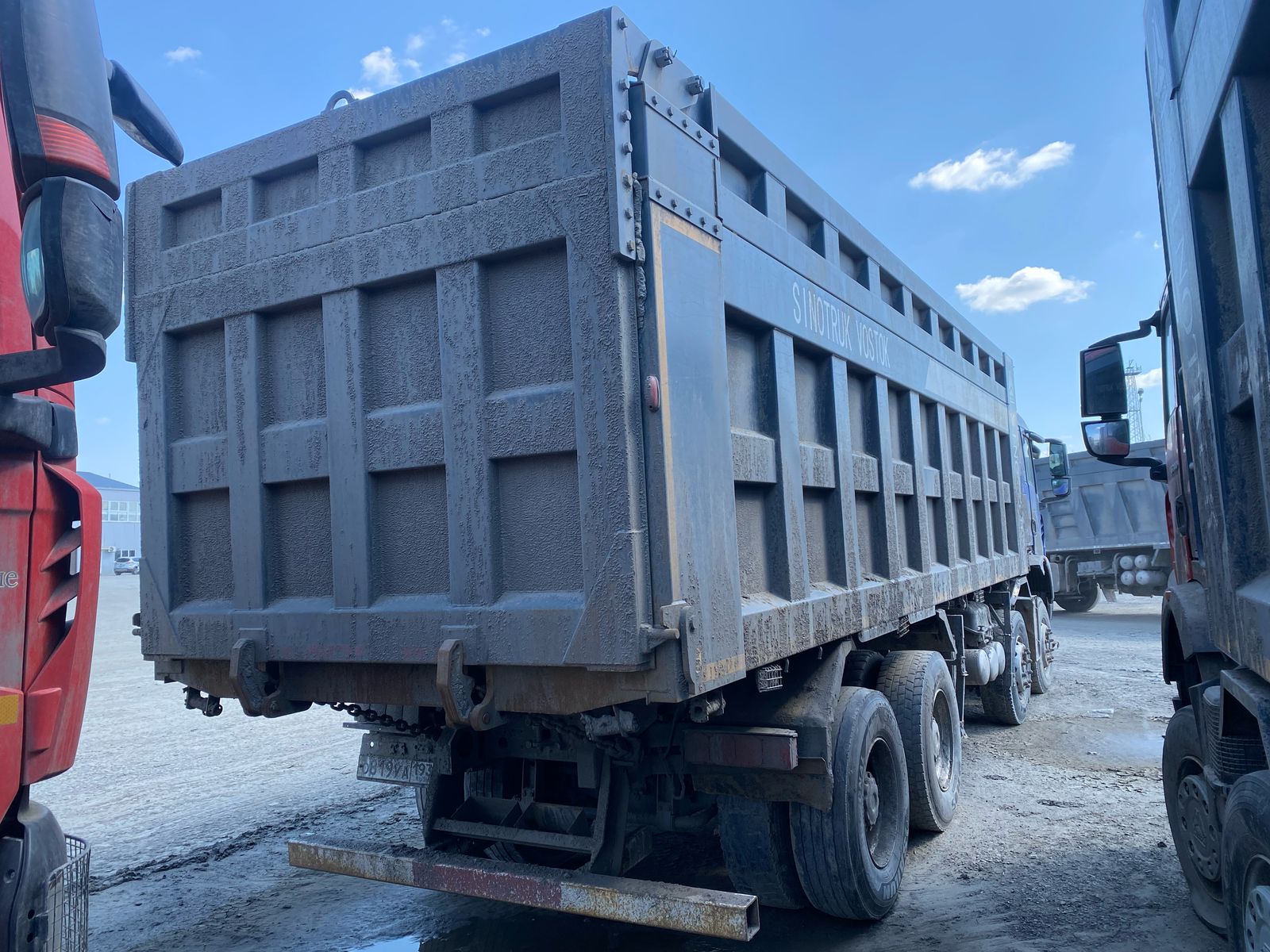 Howo T5G 8x4 Самосвал 2023 г. - фото 5