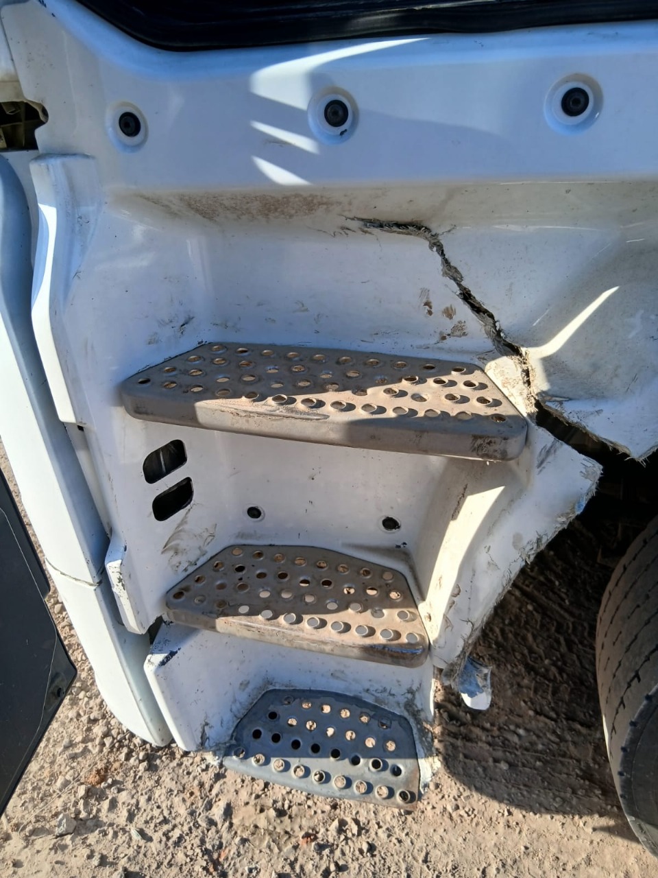 MAN TGX 4X2 Седельный тягач 2017 г. - фото 13