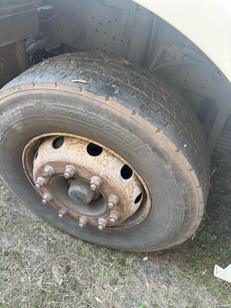 КамАЗ 5490 4x2 Седельный тягач 2017 г. - фото 11