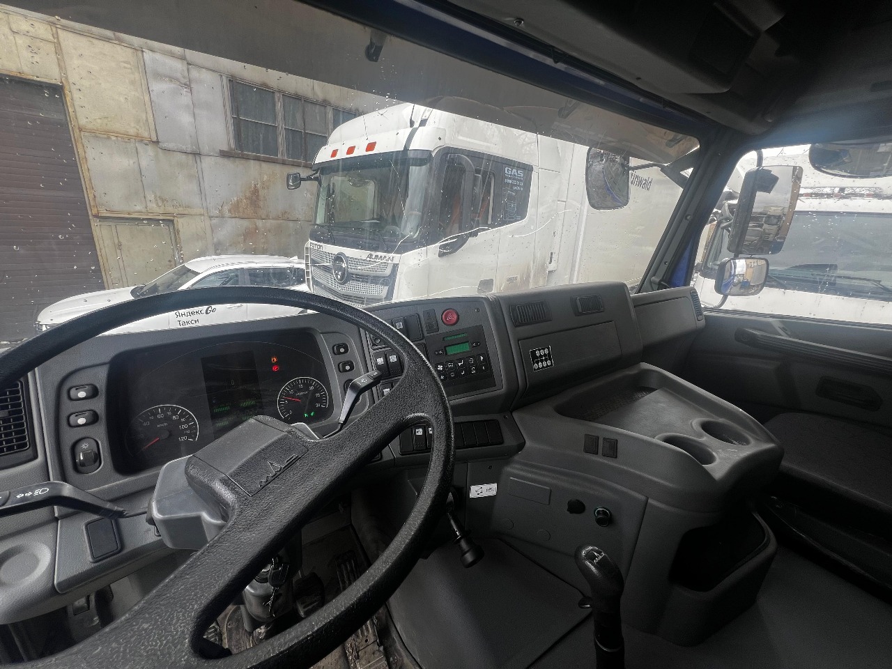 МАЗ 5440 4x2 Седельный тягач 2024 г. - фото 11